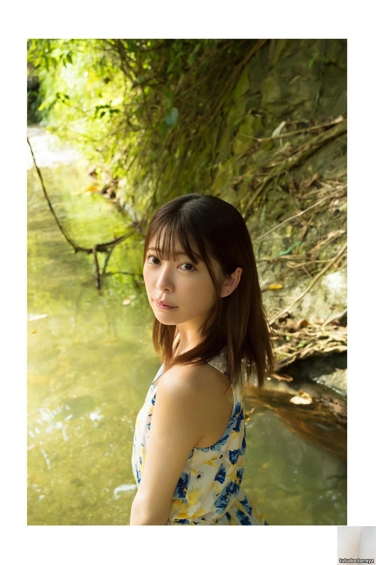 Summer running sky Blue sky Blue. Hinako Mori · photo 43 of 93