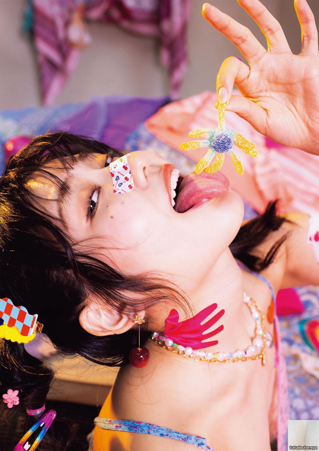 Jinguji Nanas extremely plump milk volume makes her look even · photo 10 of 35