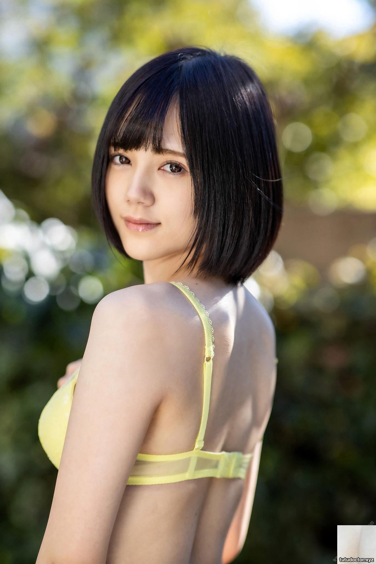 Remu Suzumori Remu Suzumori – PRESTIGE POSE MESSA · photo 56 of 91