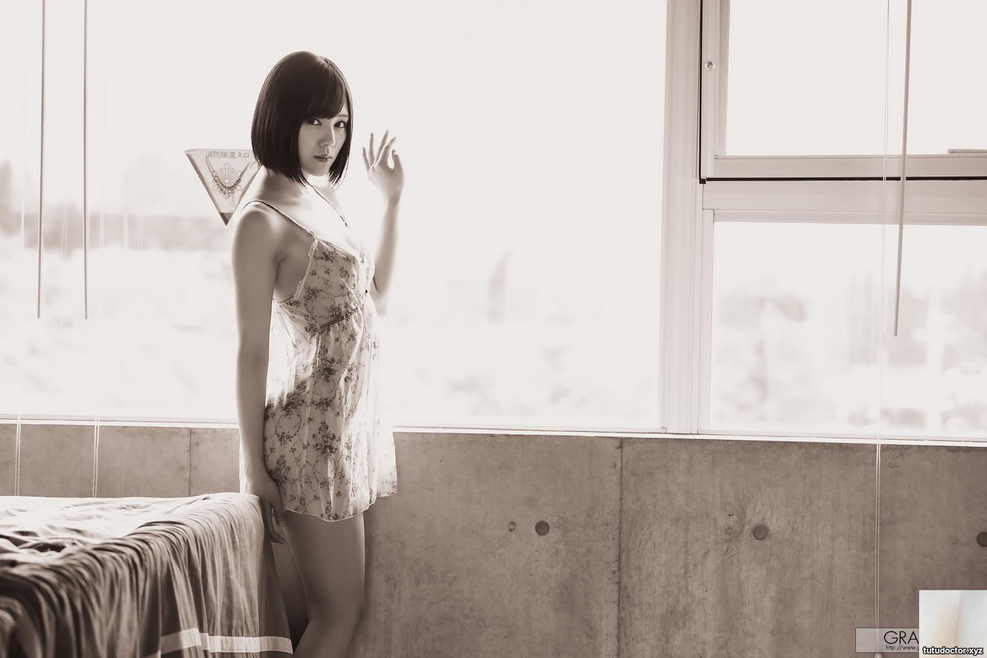 Remu Suzumori · photo 7 of 31