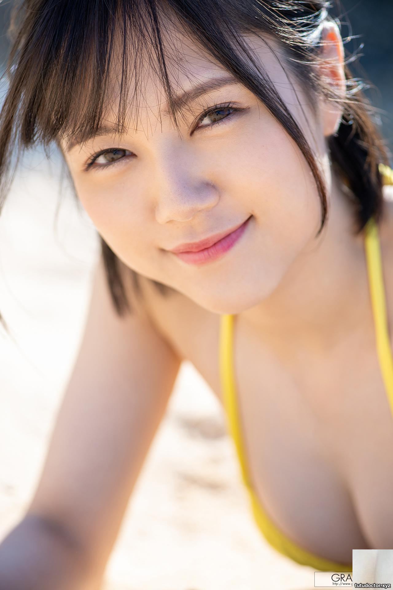 Remu Suzumori · photo 10 of 31