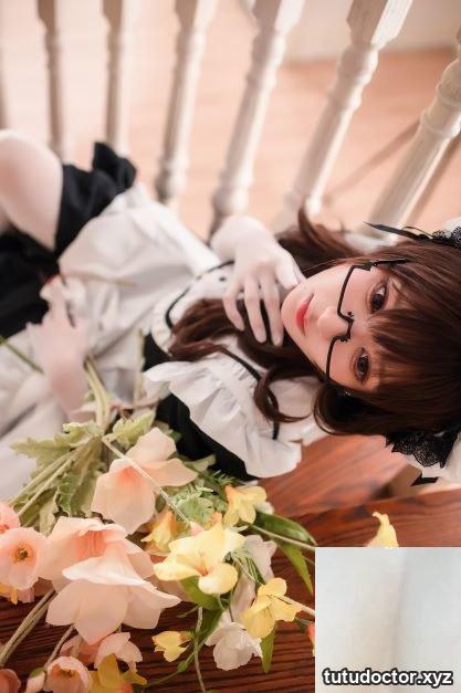 Abao is also a rabbit girl – a maid in traditional long skirt · photo 30 of 47