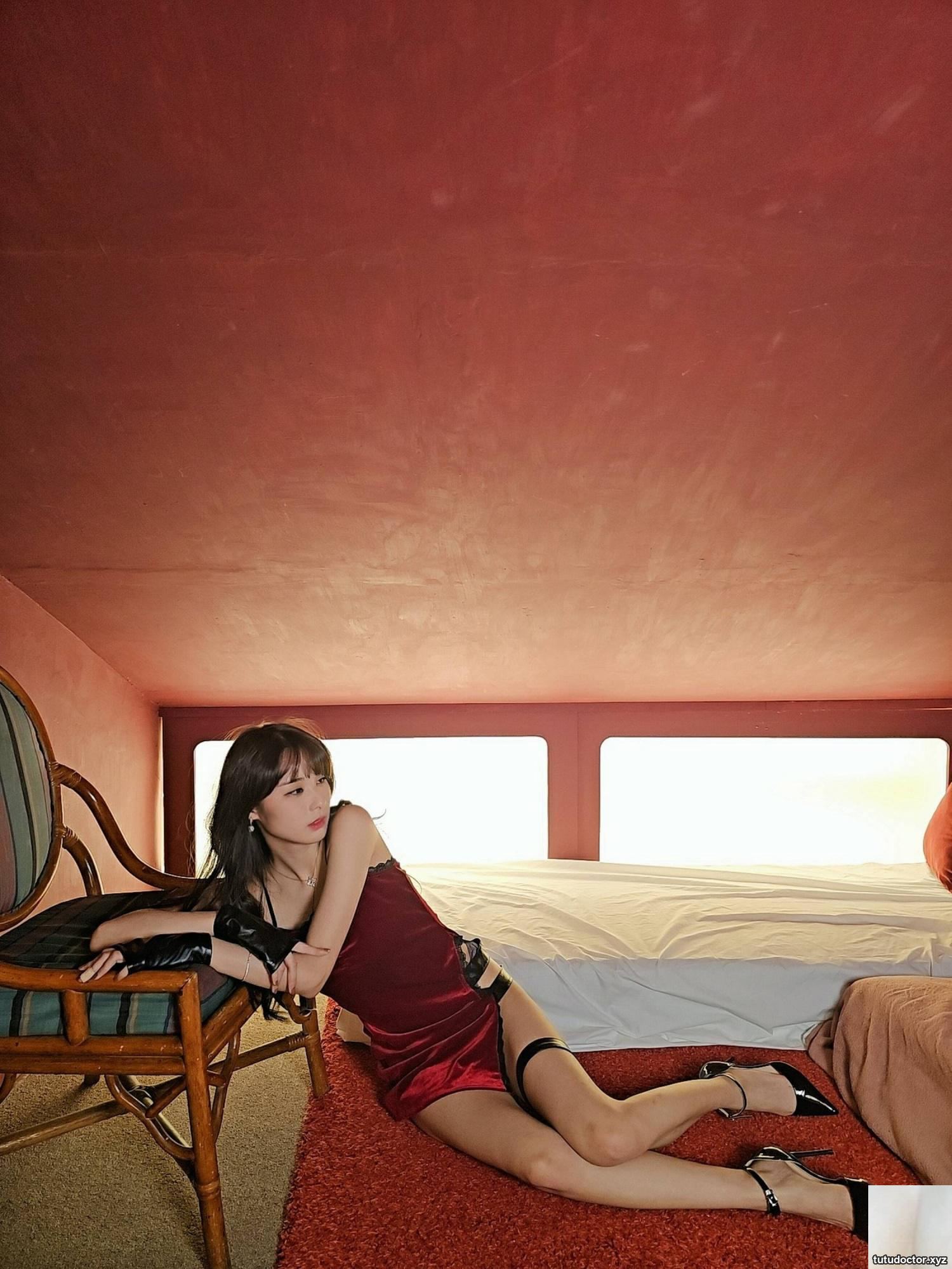 Welfare girl Ni Nirus May private photoshoot VIP exclusive · photo 44 of 96
