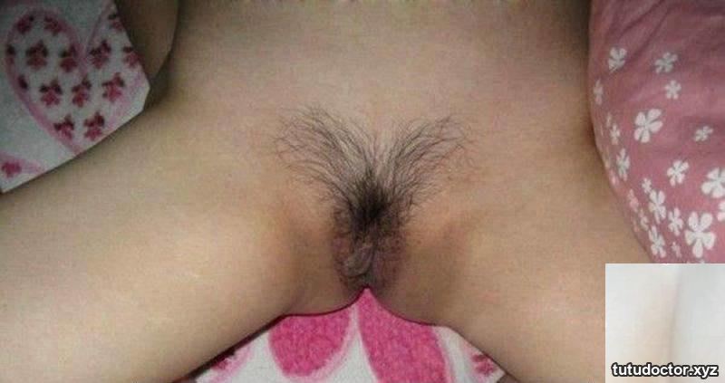 Satisfy the little slut · photo 3 of 11
