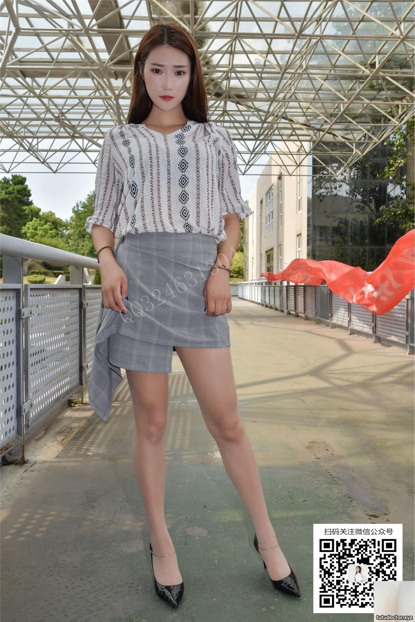 No.075 Yuwei, the lady in uniform · photo 2 of 38