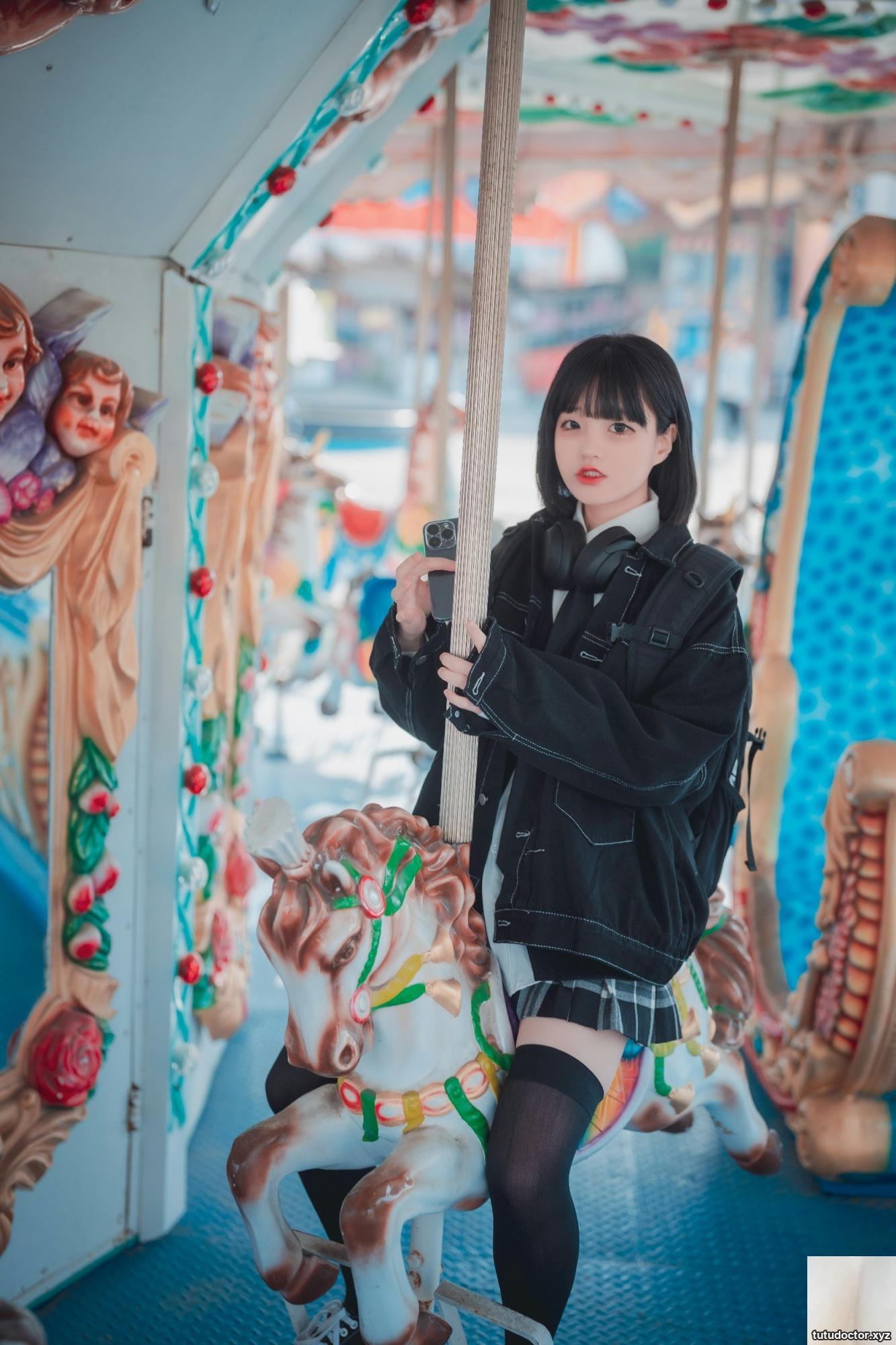 DJAWA Photo – Jeong Jenny (Jeong Jenny) – Theme · photo 15 of 163