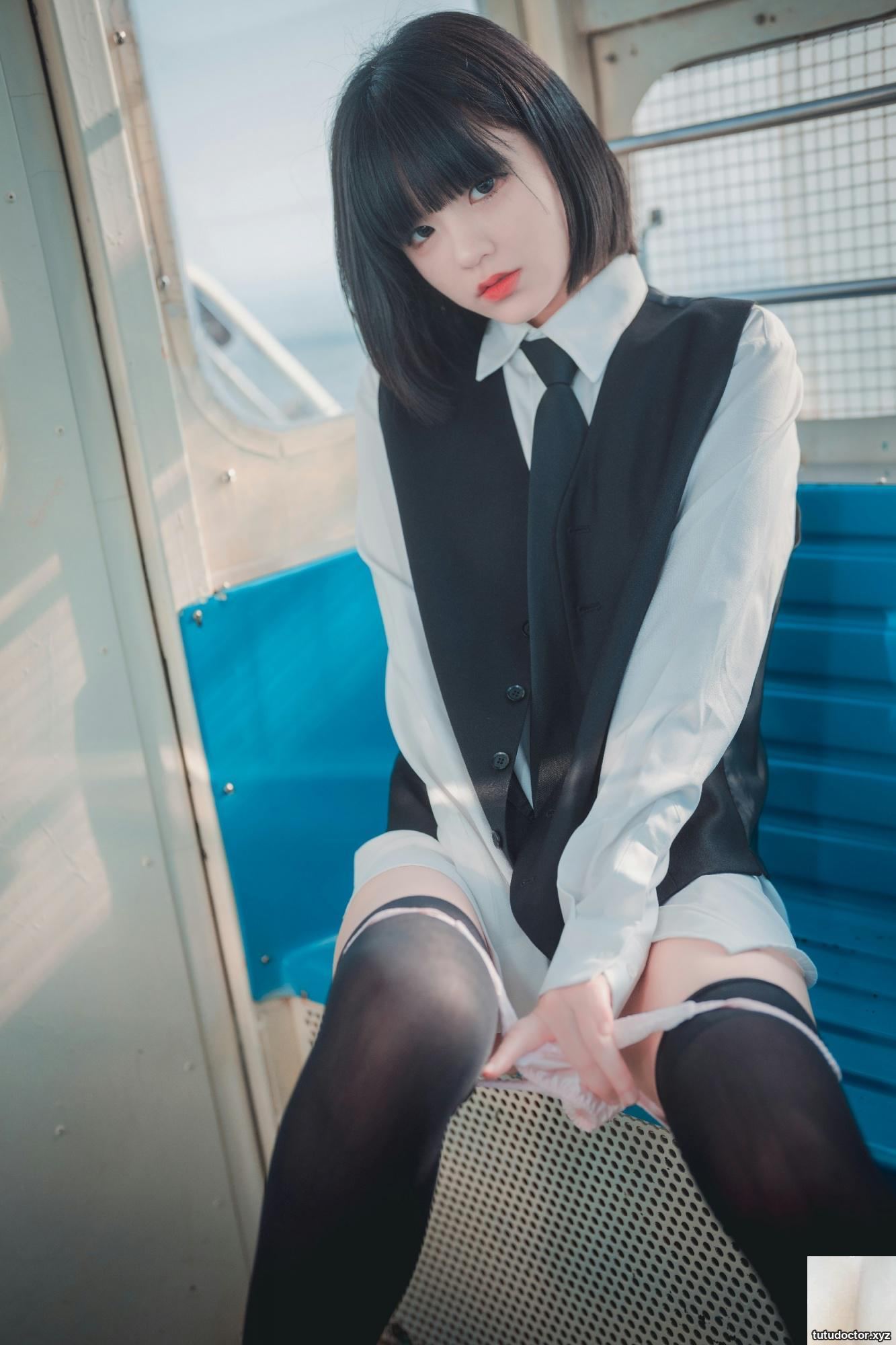 DJAWA Photo – Jeong Jenny (Jeong Jenny) – Theme · photo 93 of 163
