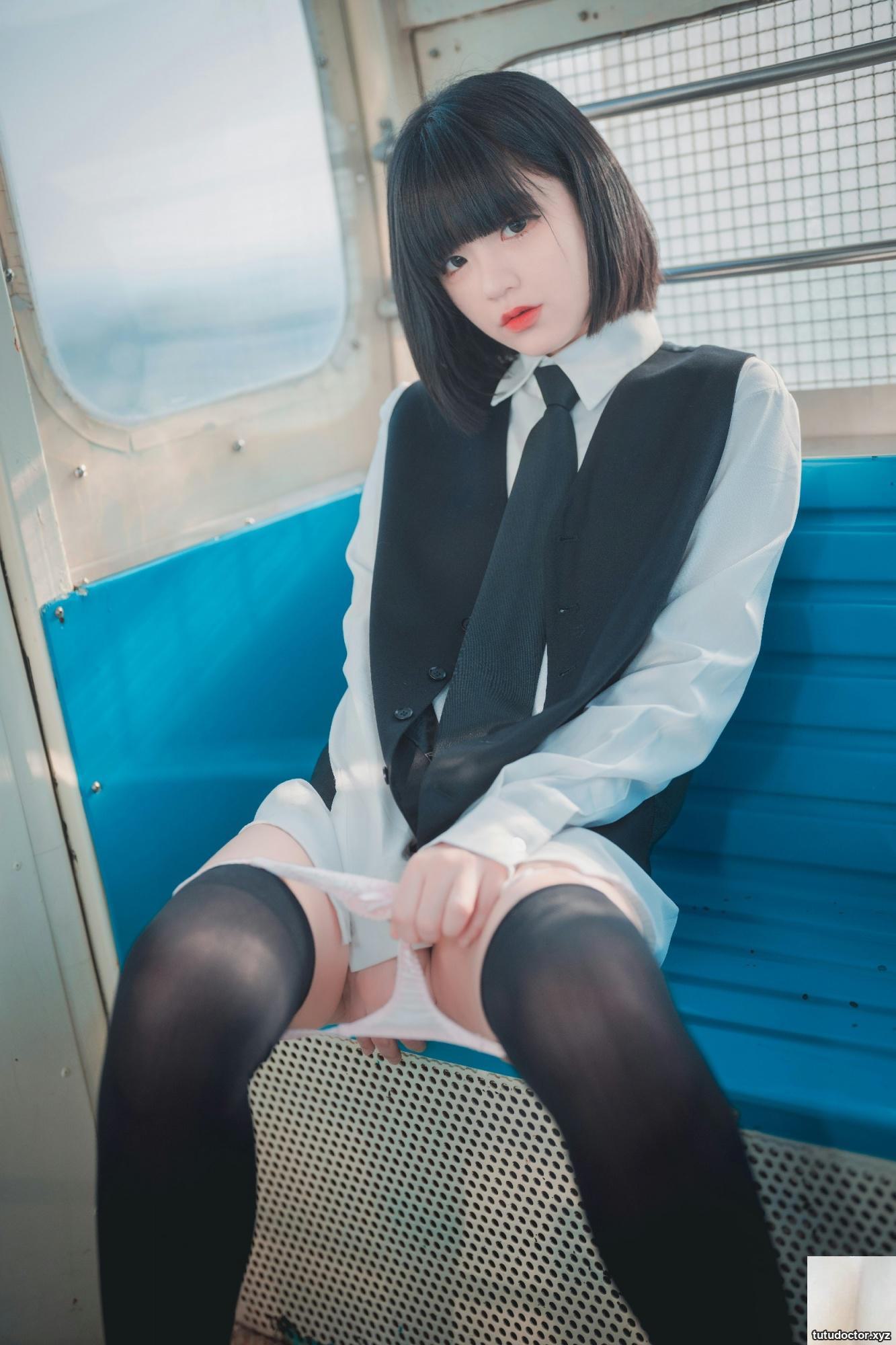 DJAWA Photo – Jeong Jenny (Jeong Jenny) – Theme · photo 94 of 163