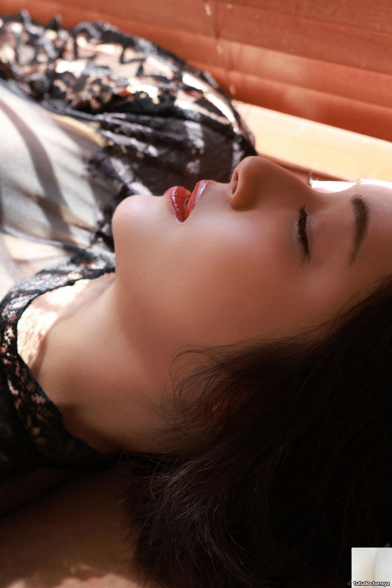 Manami Shindo Queens · photo 55 of 146