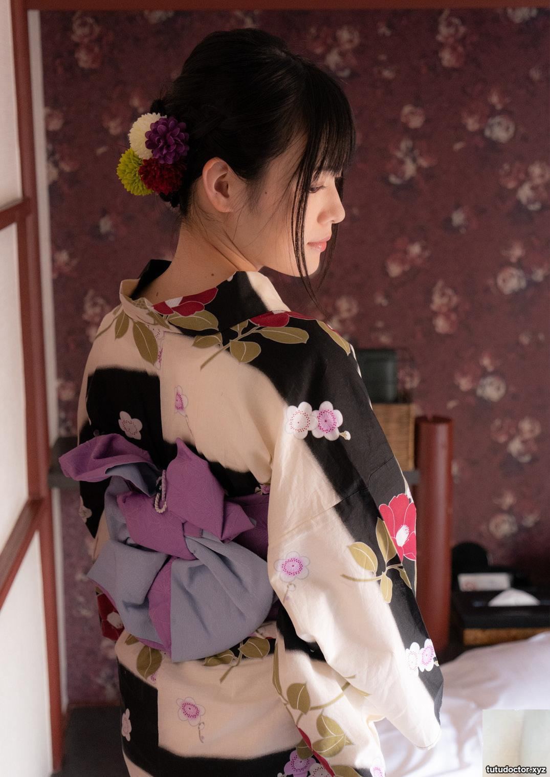 Yukina Shida – Lovey-dovey kimono date · photo 2 of 74