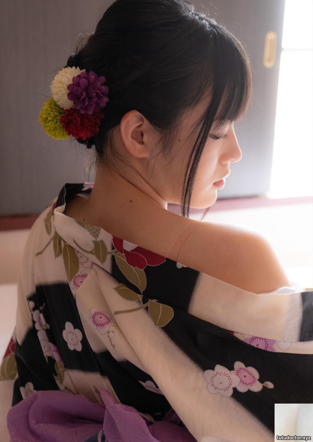 Yukina Shida – Lovey-dovey kimono date · photo 8 of 74
