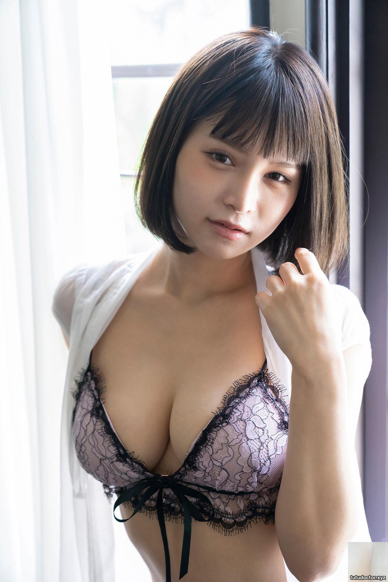 Kaede Hinata G Breasts Cinderella Weekly Post Digital Photo · photo 30 of 85