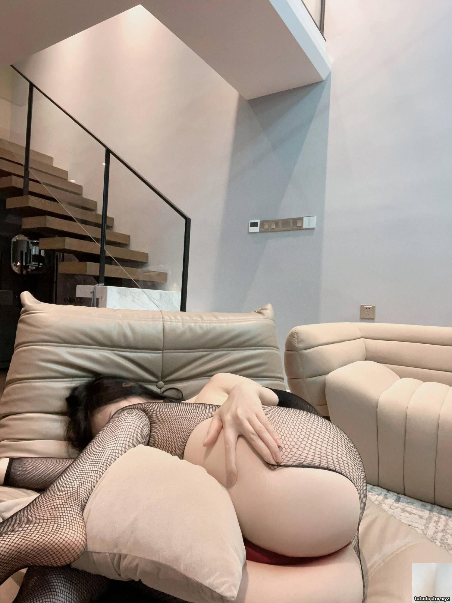 Welfare girl Zuo Gongzi Net hole one-piece black stockings with · photo 27 of 48