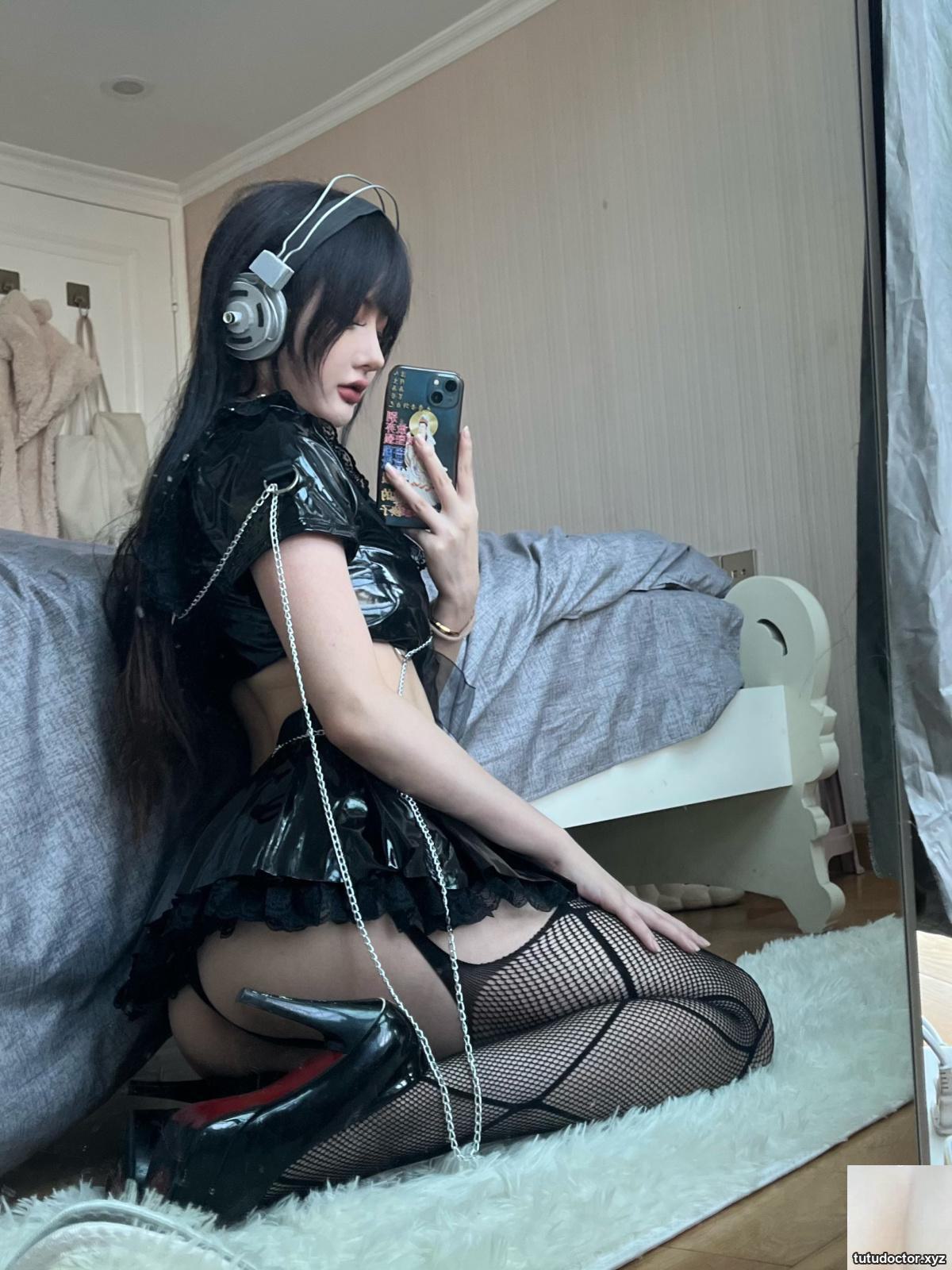 Your balls – bad girl · photo 7 of 49