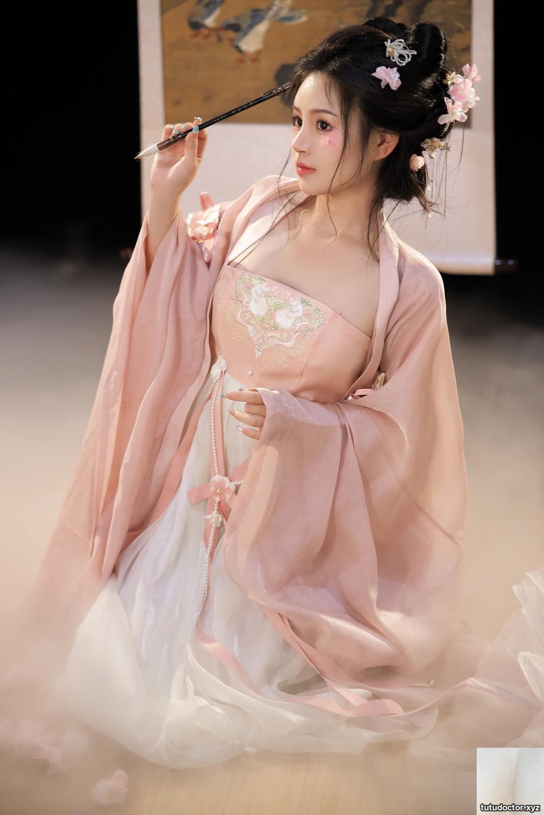 Tao Nuanjiang – Colorful Dreams · photo 55 of 60