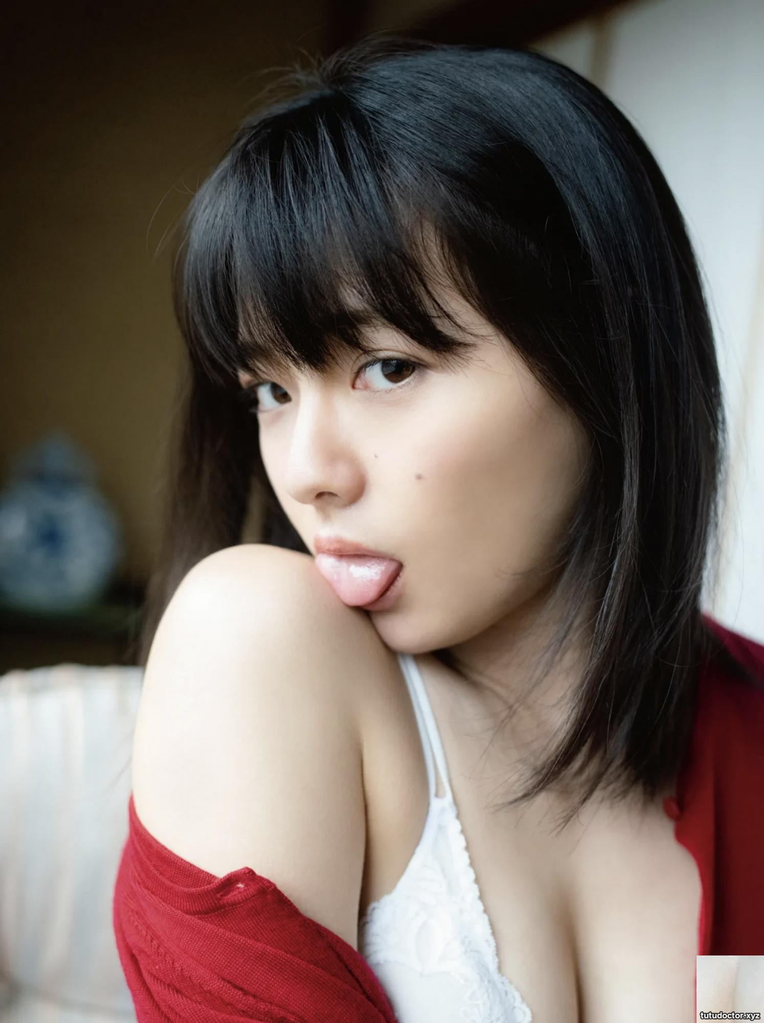 Tsubasa Hazuki – RED ZONE · photo 13 of 79