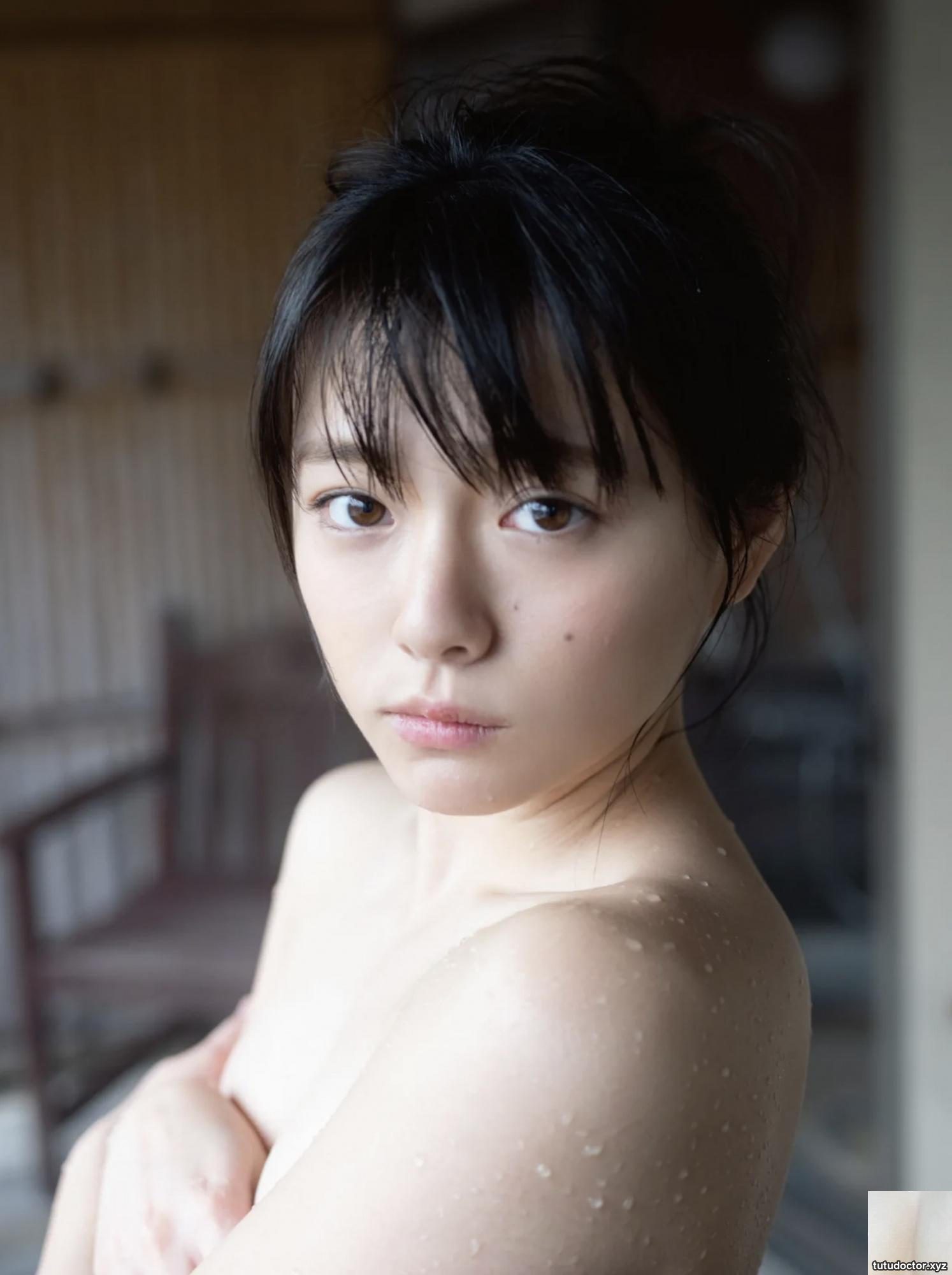 Tsubasa Hazuki – RED ZONE · photo 68 of 79