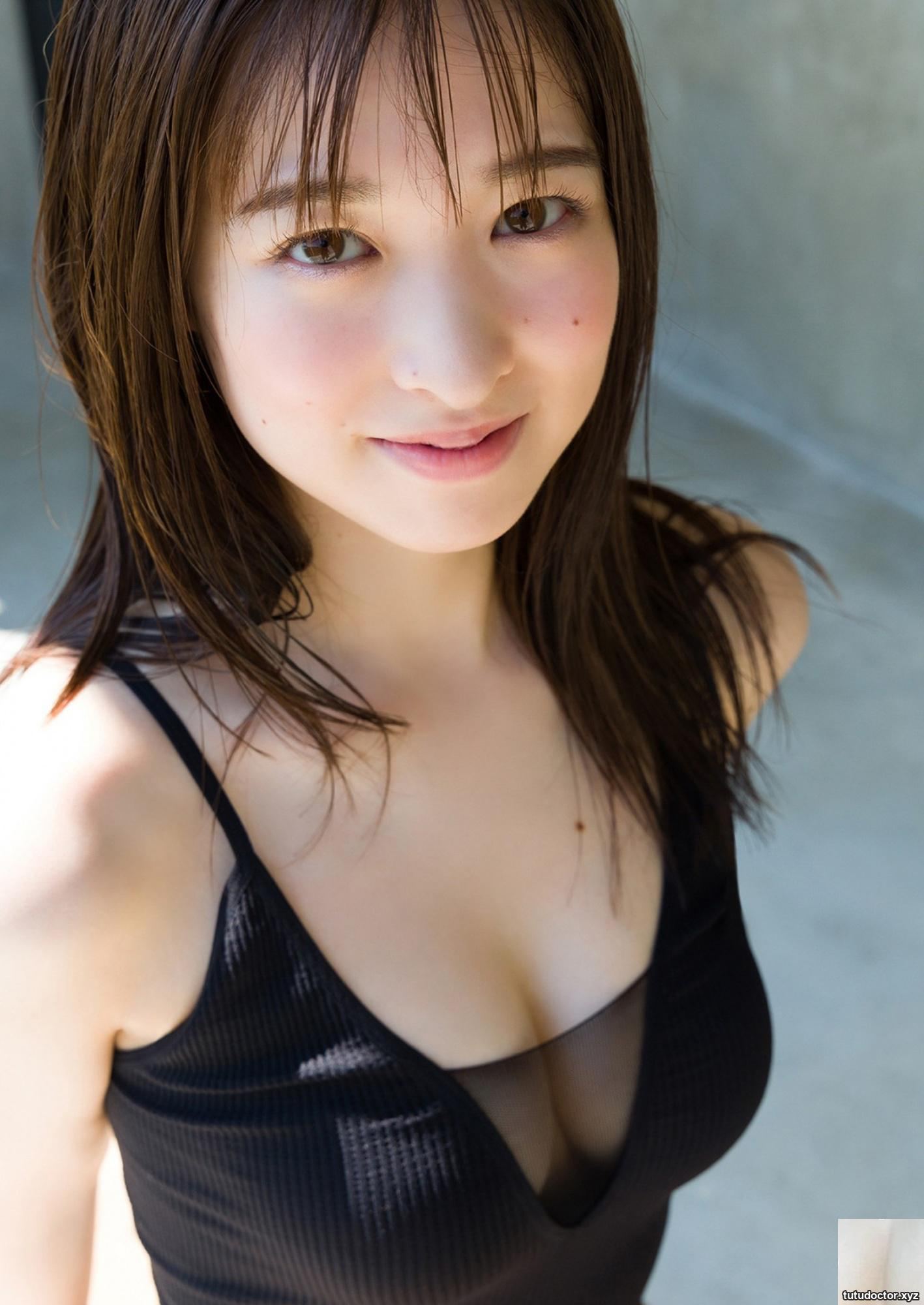 Her appearance is astonishing… Ill fall in love with her when I · photo 9 of 12