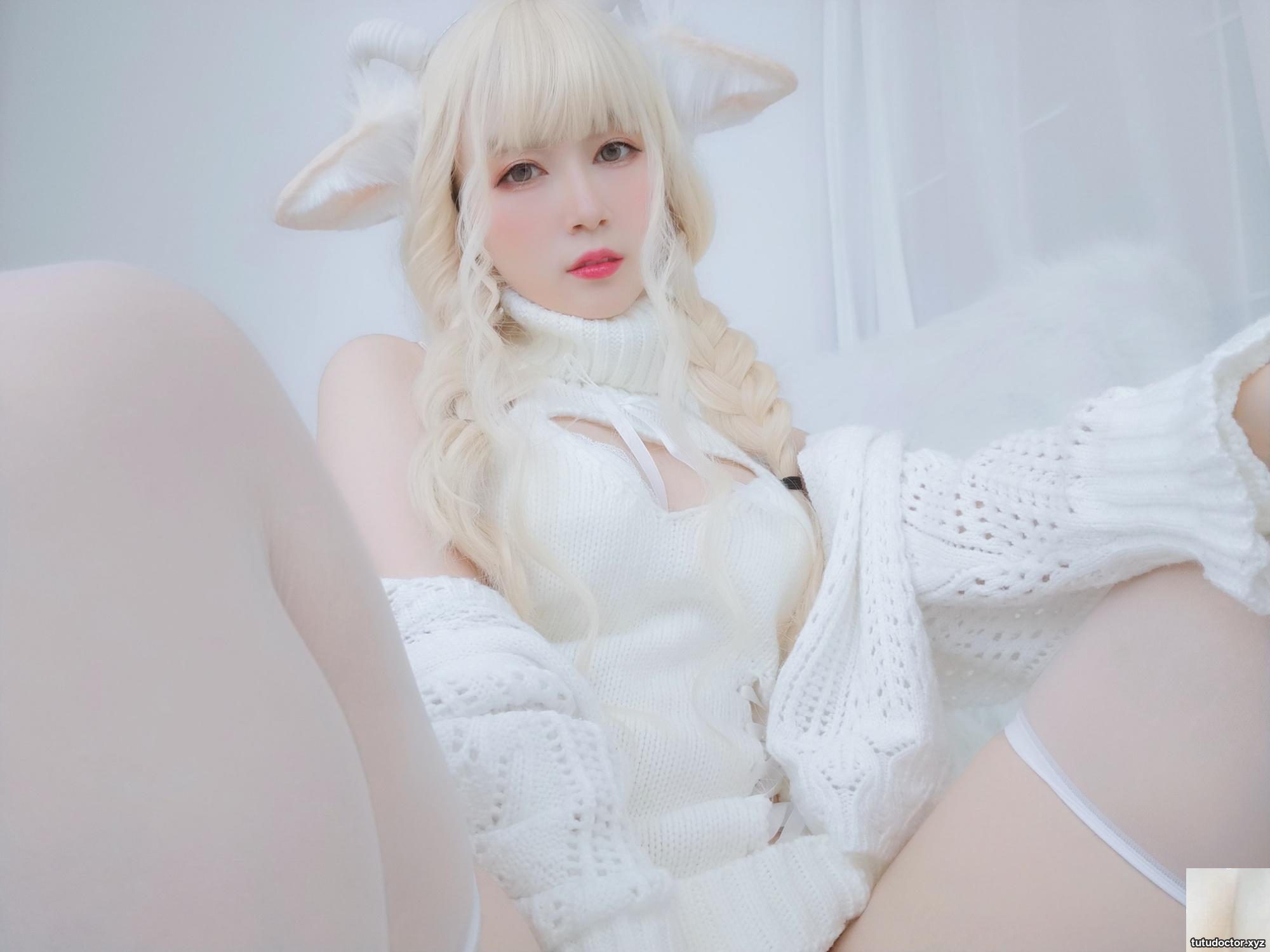 Silver 81 Aries Royal Sister Breastless vest is too destructive · photo 51 of 62