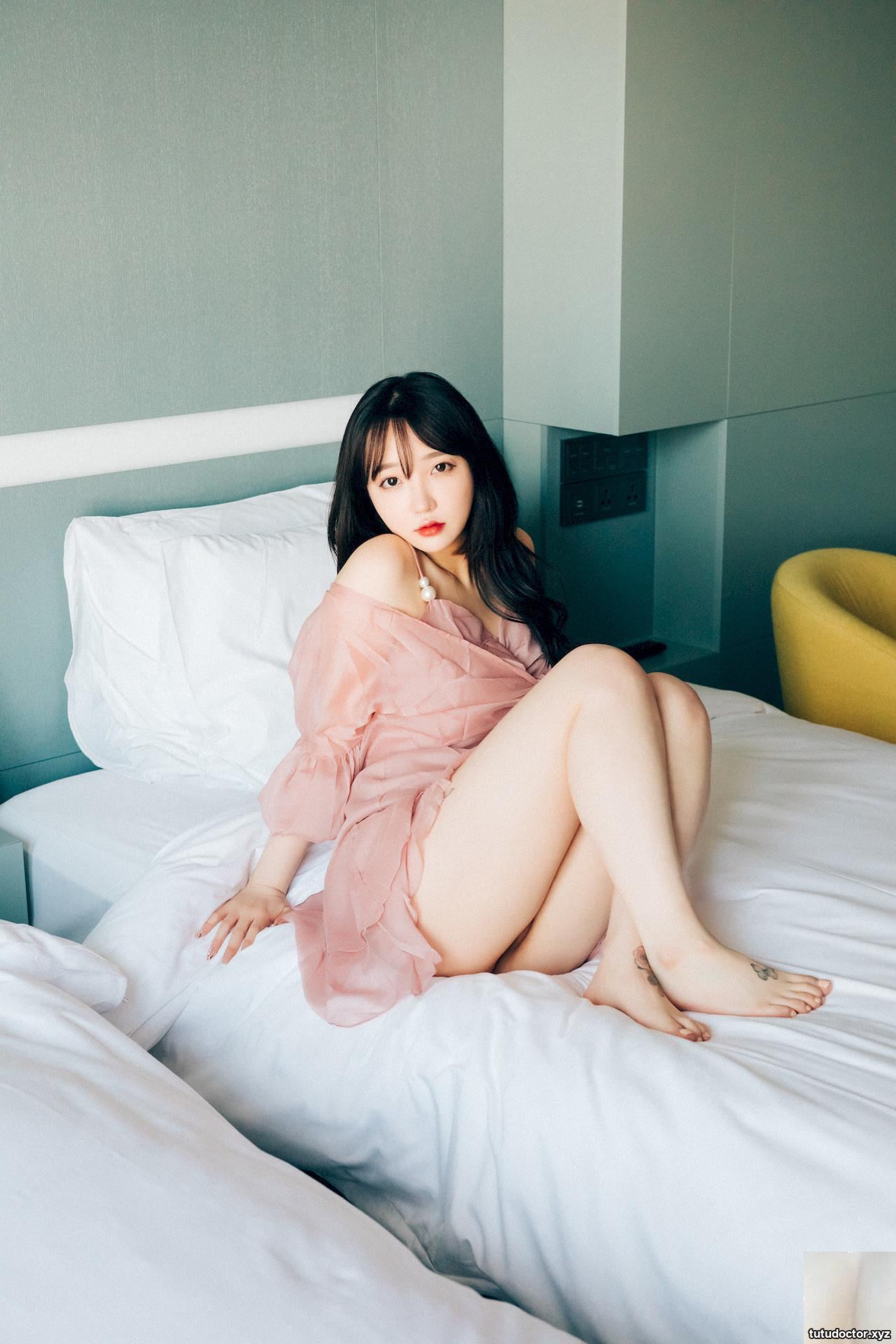 (Son Yeeun 손예은) Korean young girls are tied up in various seductive postures… I can’t stand it (