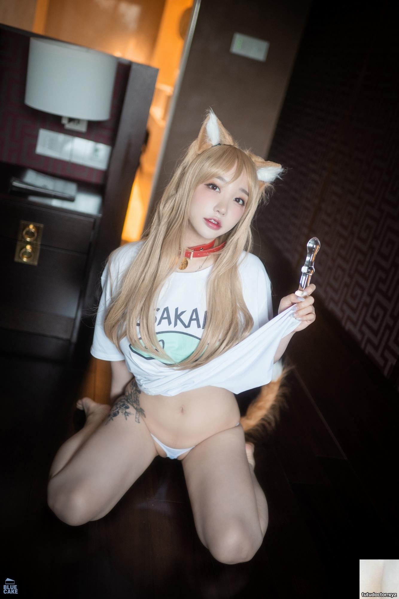 손예은(Sun Lele) Cat Royal Sister Snow-white beautiful waist is · photo 22 of 62