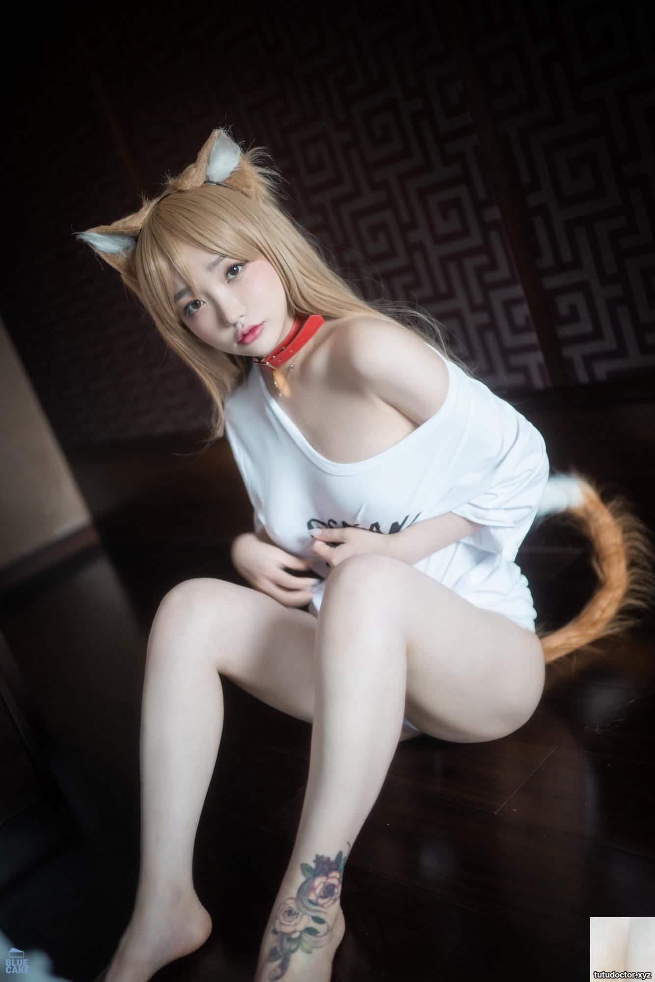 손예은(Sun Lele) Cat Royal Sister Snow-white beautiful waist is · photo 37 of 62