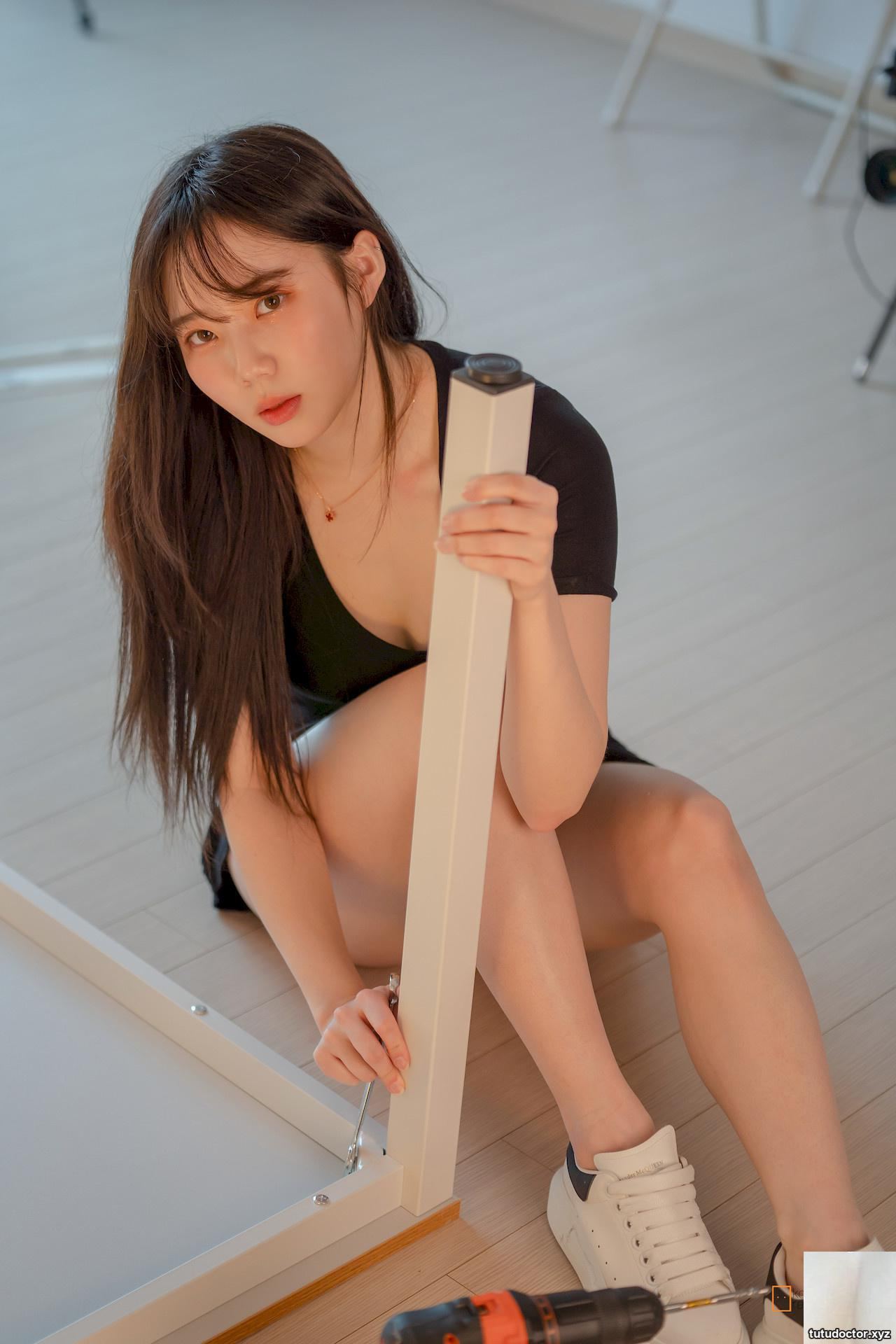 Korean girl has breasts, good looks and a body that can be · photo 19 of 54