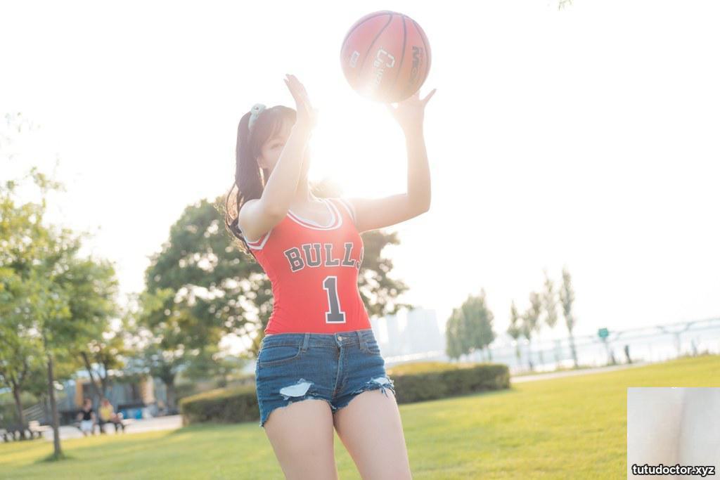 MoMo – MoMo Vol.02 · photo 47 of 68