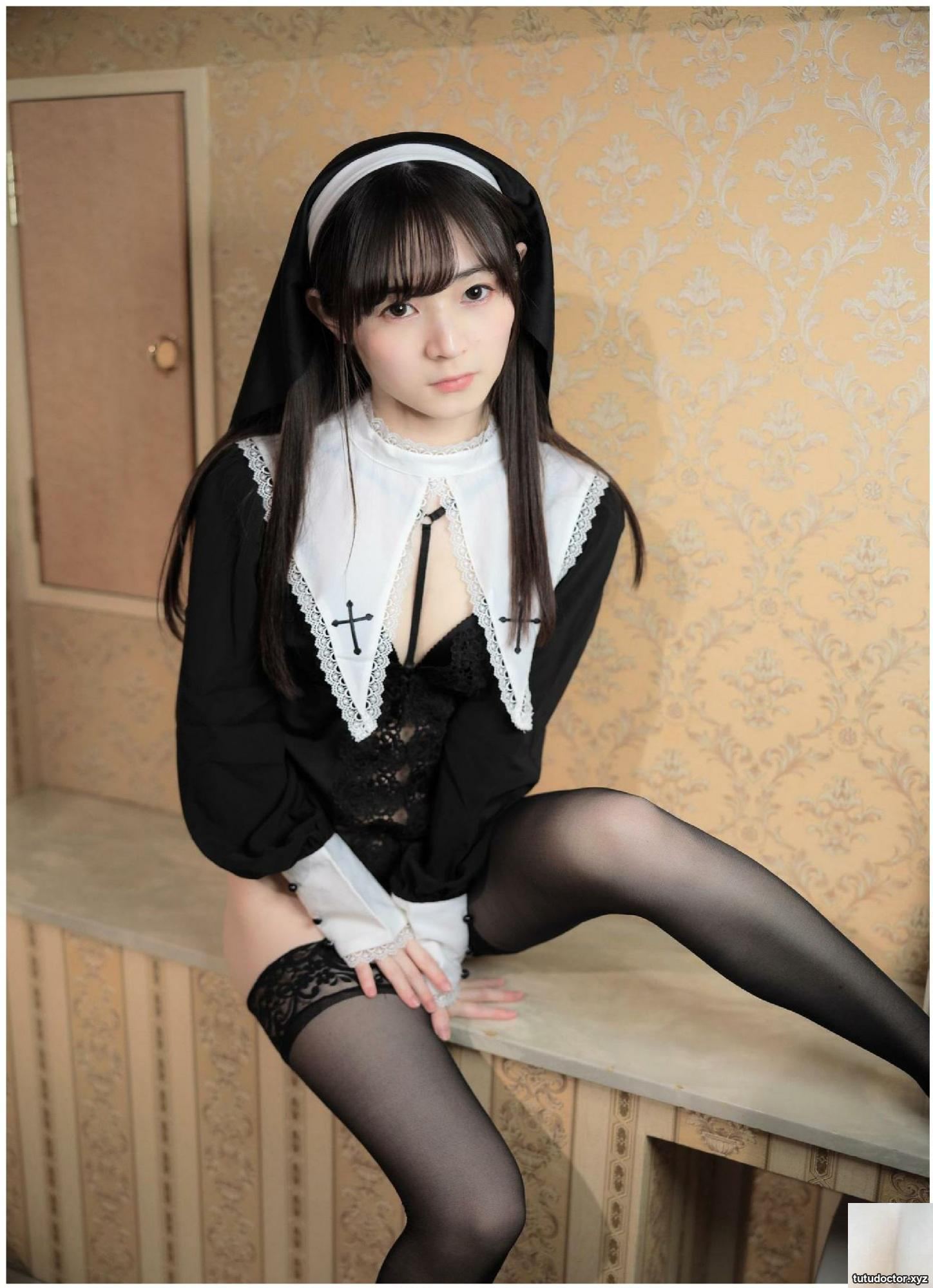 Riko Konoe – Echi Sister and Echi Succubus 01 · photo 9 of 99