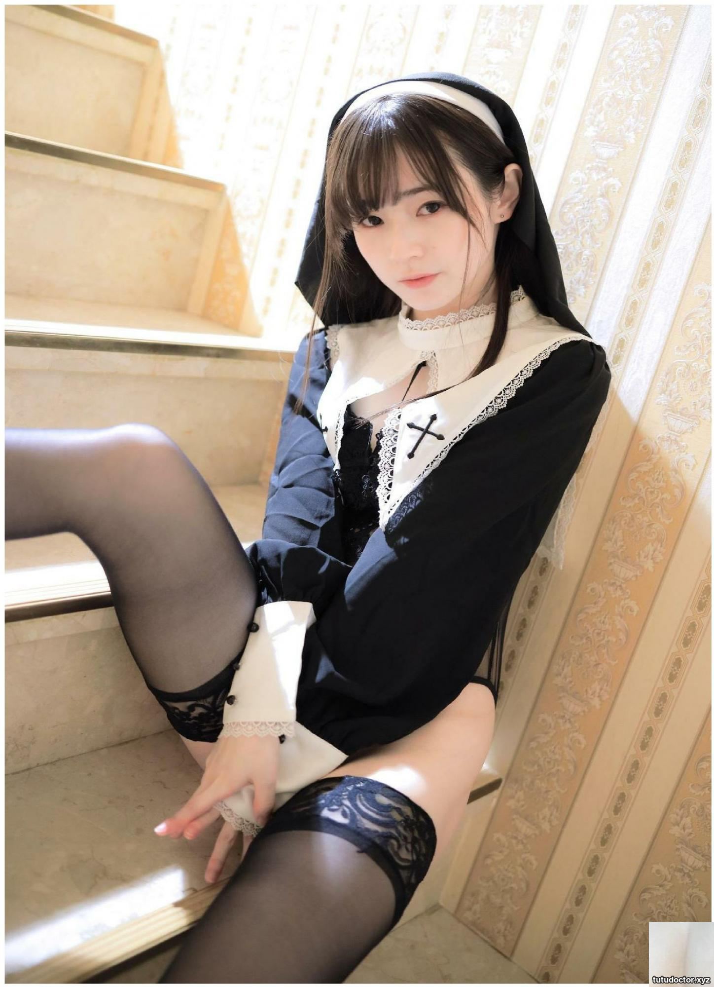 Riko Konoe – Echi Sister and Echi Succubus 01 · photo 30 of 99