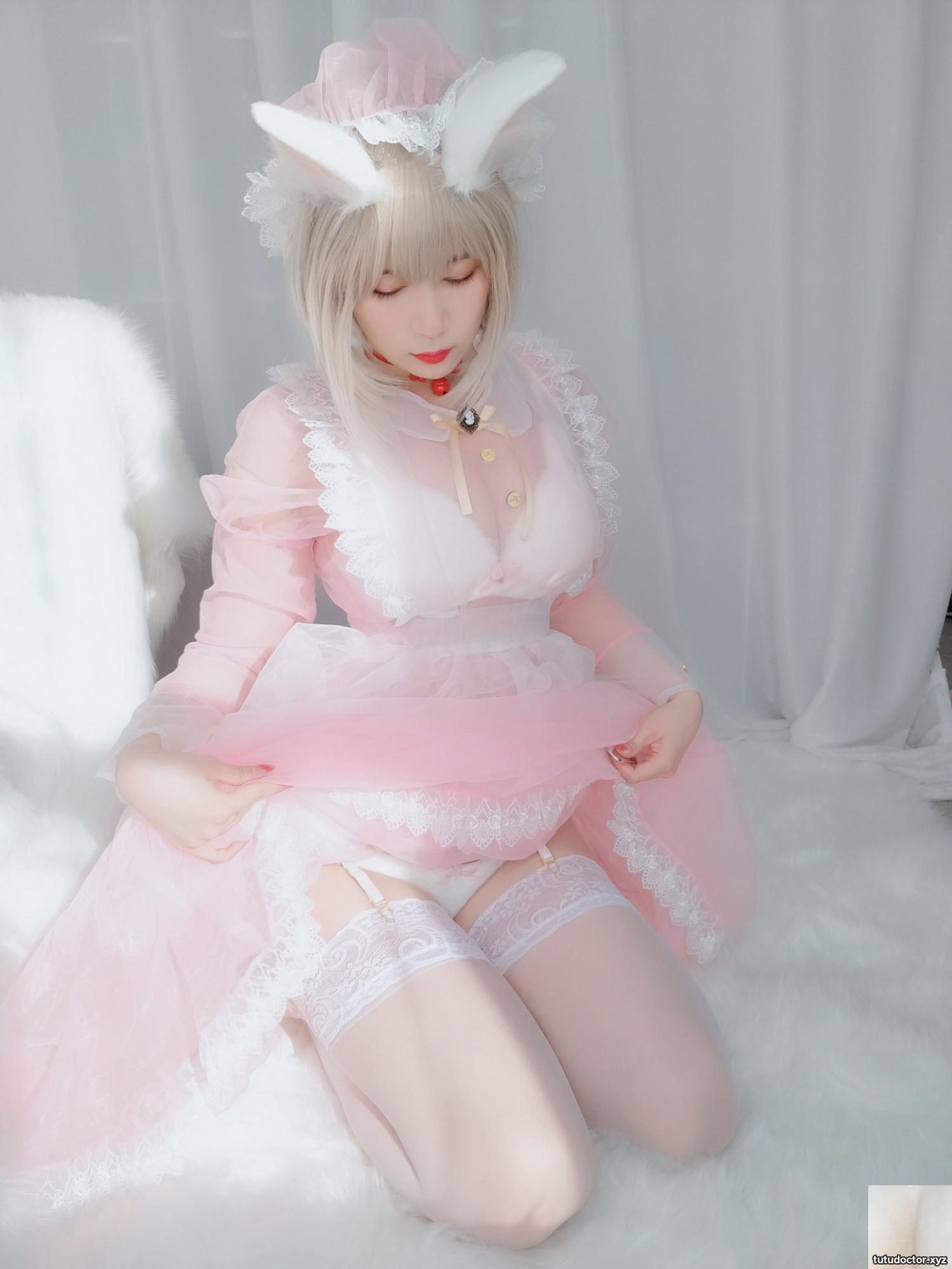 Silver 81 Maid Rabbit Girl The angle of the white garter · photo 85 of 85