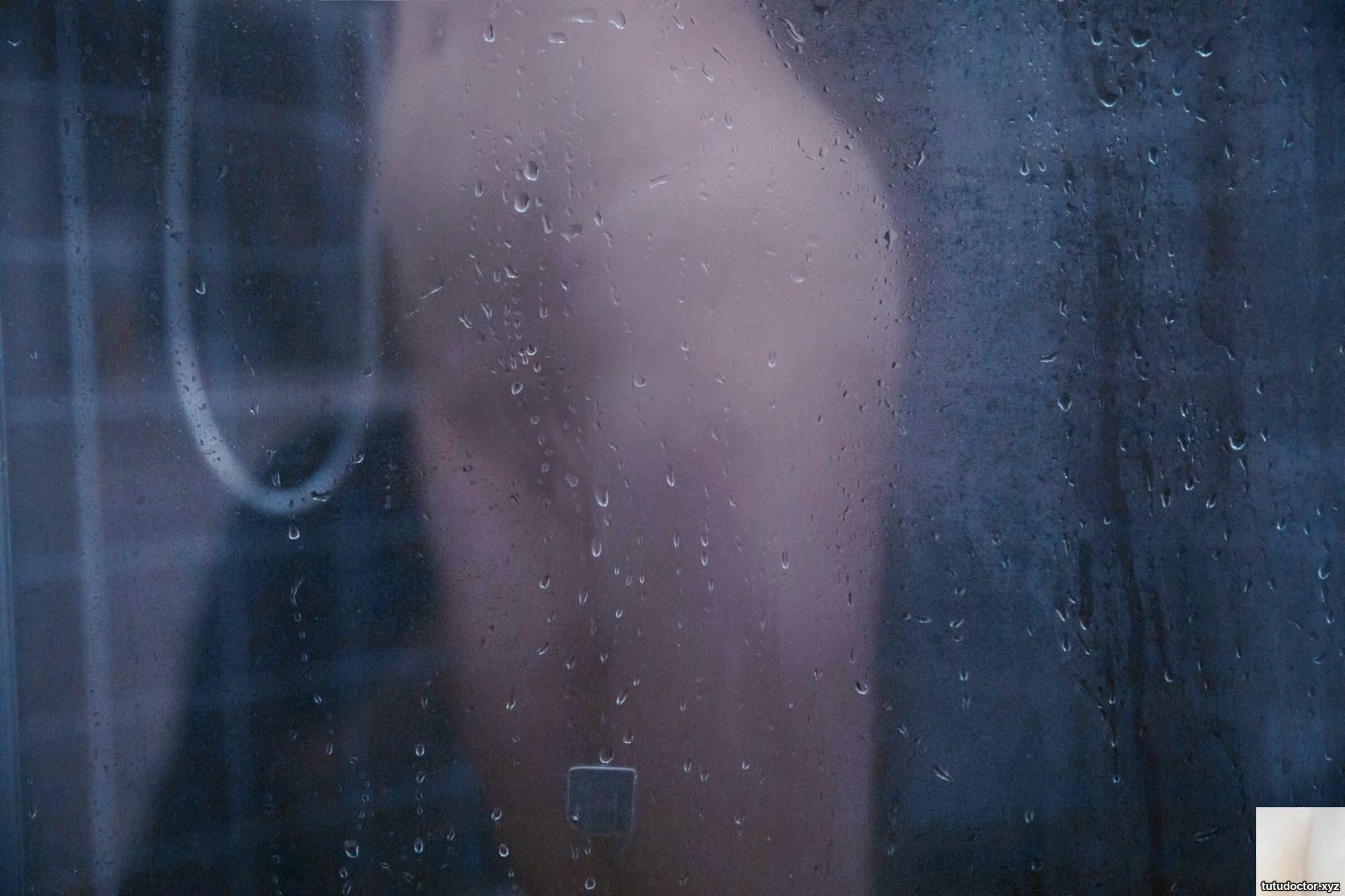 The charming sister is really good at wet temptation in the · photo 34 of 38