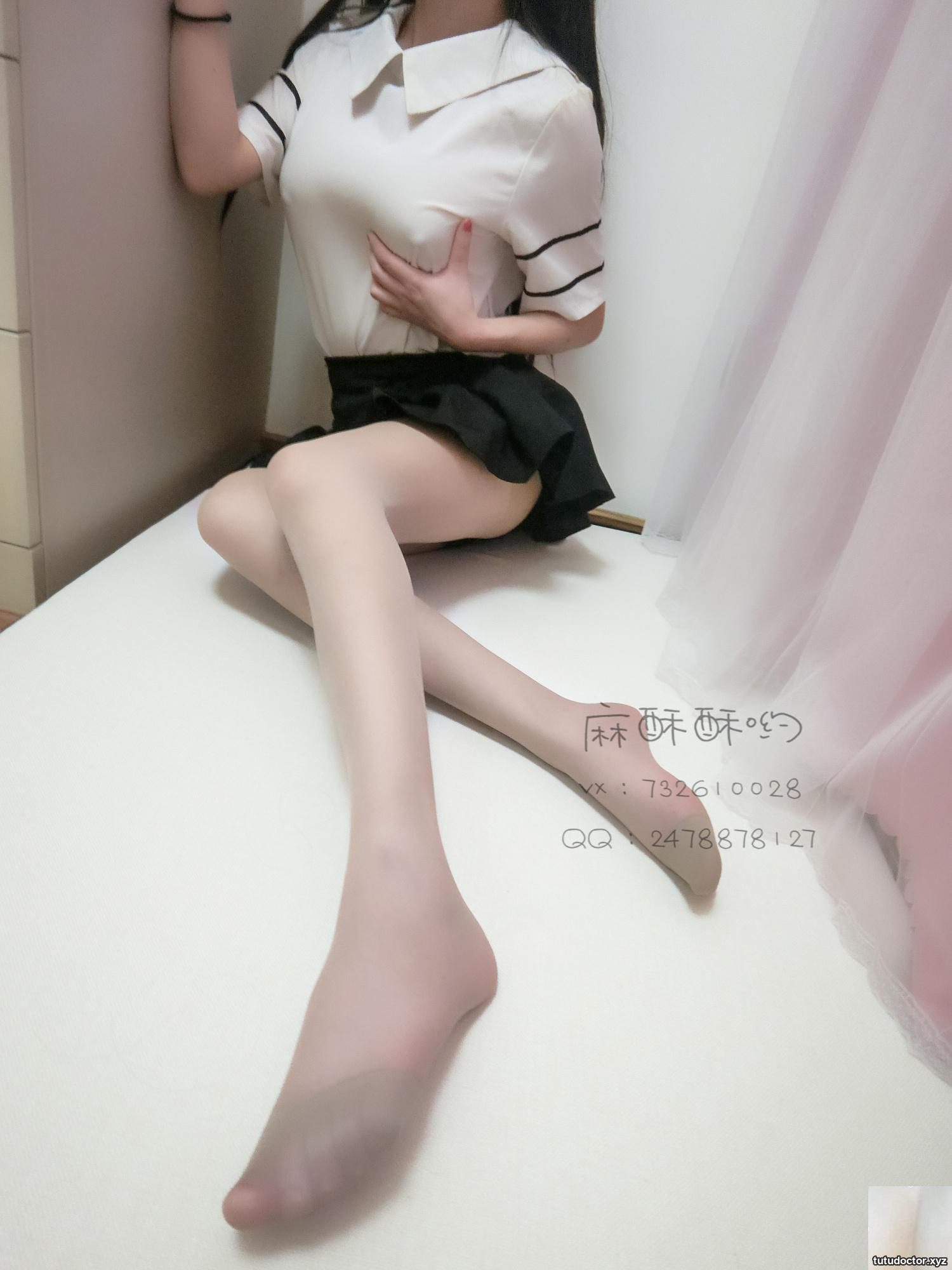 Ma Susu Suyo Gray Silk Long Legs VIP Exclusive · photo 3 of 20