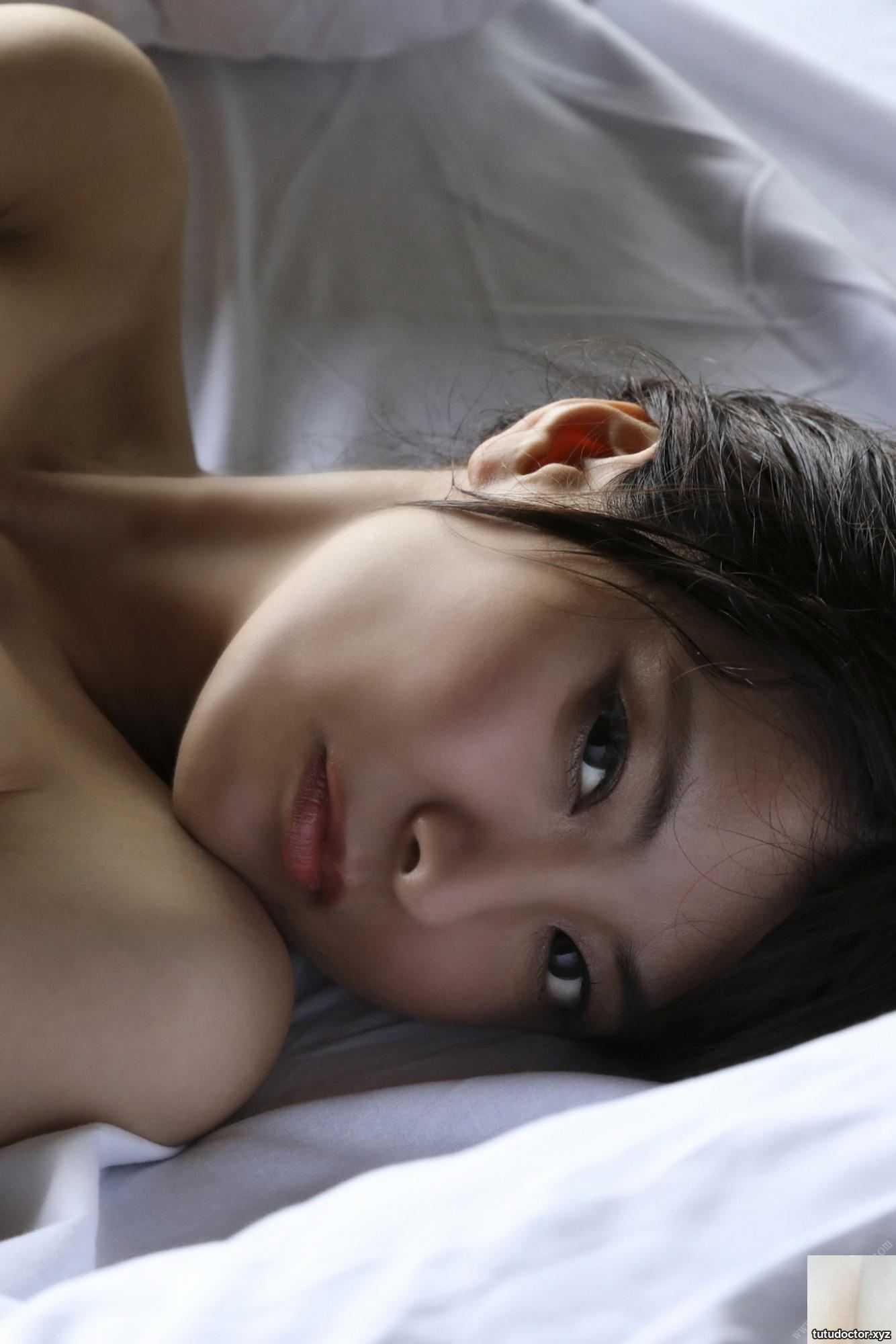 Miri Hanai – Unlocked! Hカップ naked body vol. 2 · photo 33 of 85