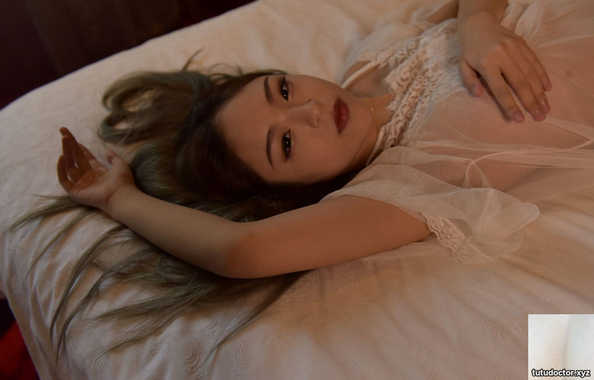 Beautiful model-Ninety-nine beautiful models without mosaic · photo 94 of 100