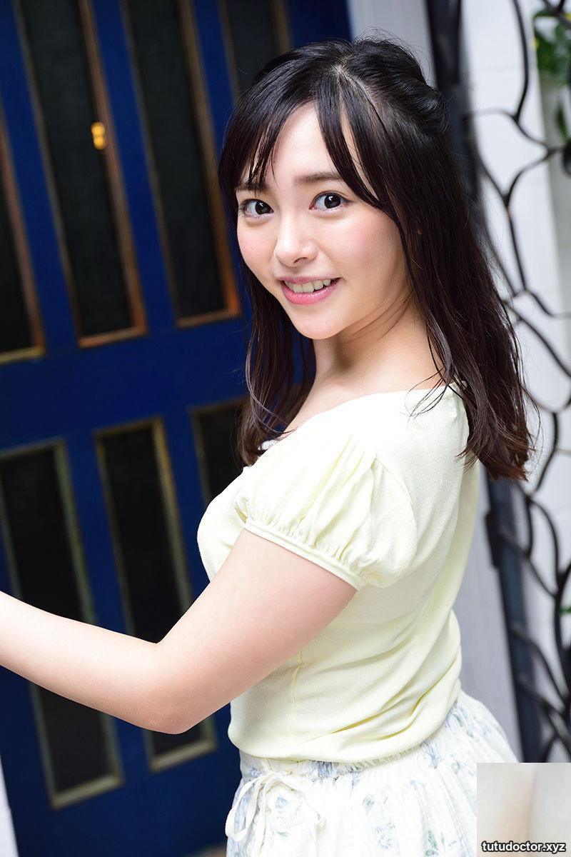 Yuna Ogura – Alone Secret excursion · photo 7 of 51