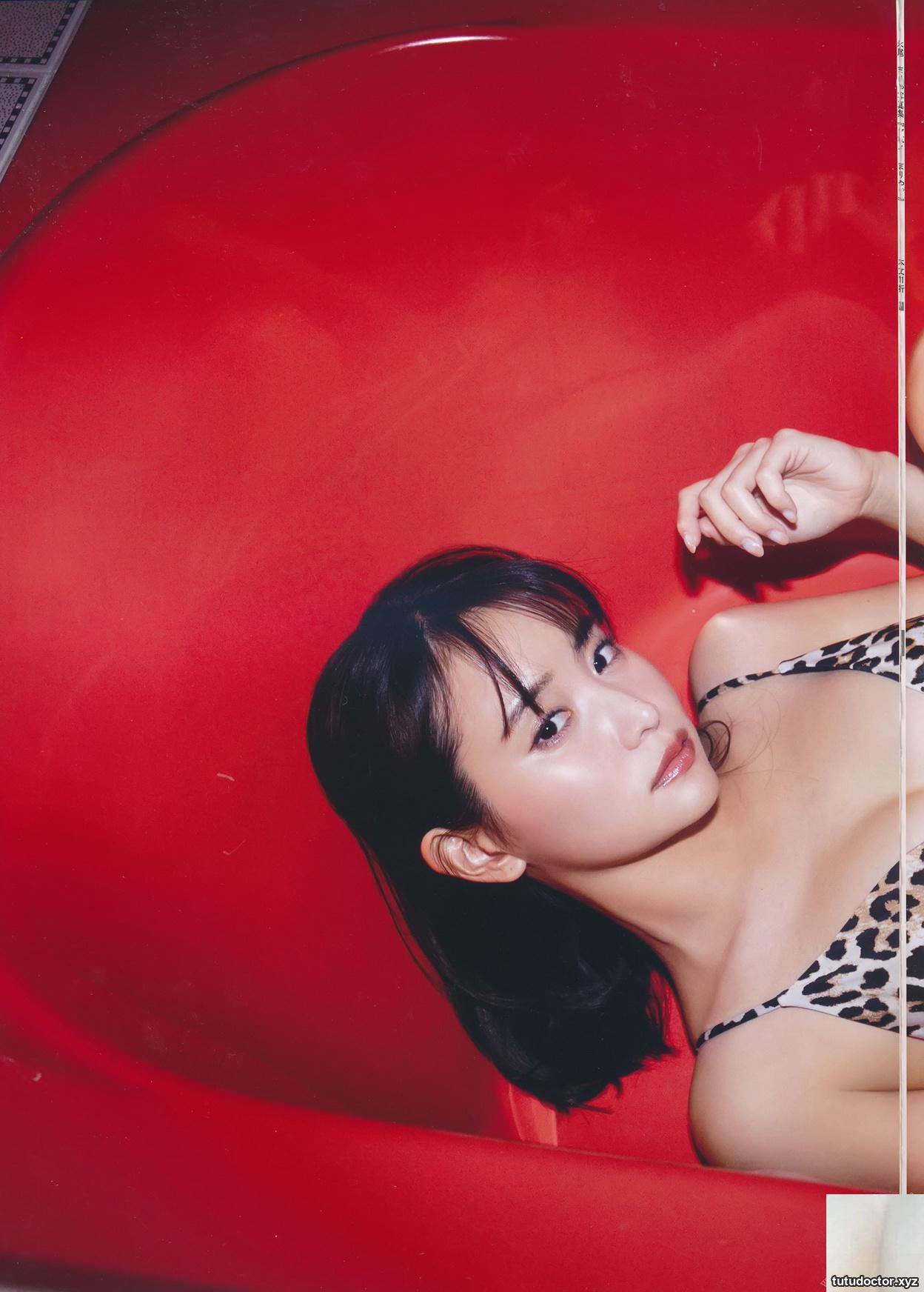 Watanabe Manmis photo album Rabbit Special Unreleased Collection · photo 75 of 83