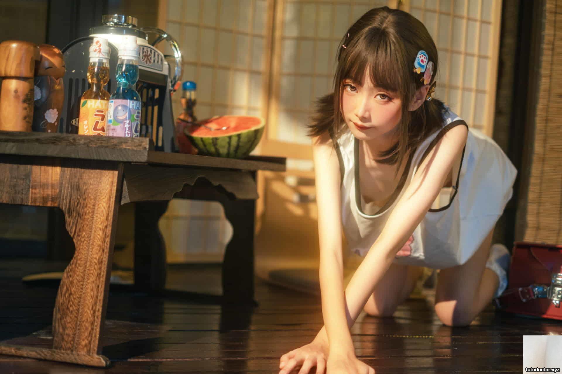 Strawberry Flavored Nana Rabbit-Secret Room Confinement · photo 11 of 23