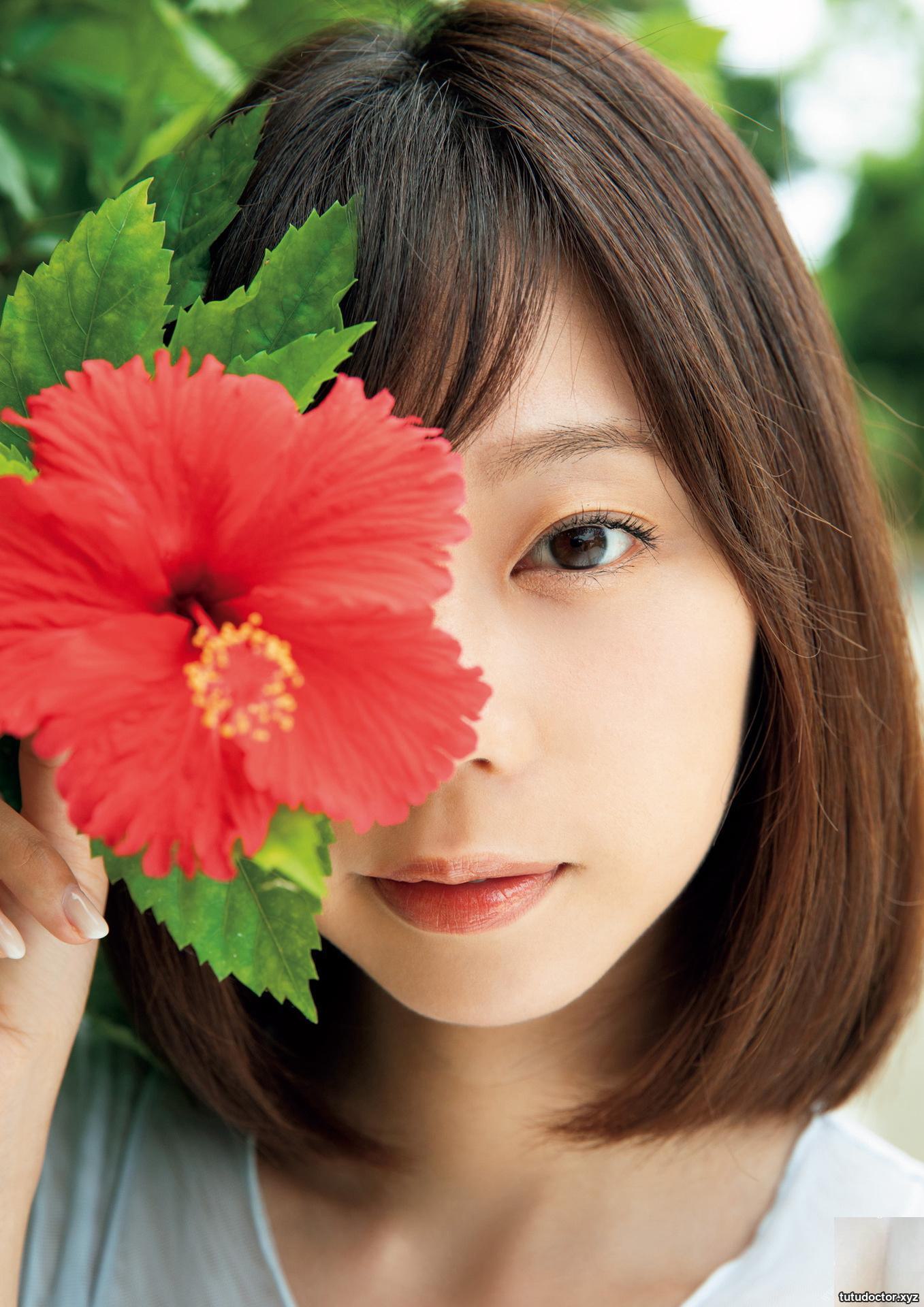 Hikaru Aoyama 1st Photobook – Enneko Enneko (92P) ( · photo 64 of 92