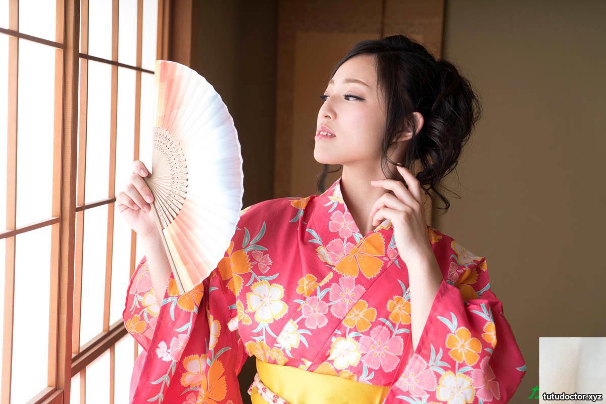Chiaki Hidaka Chiaki Hidaka · photo 5 of 44