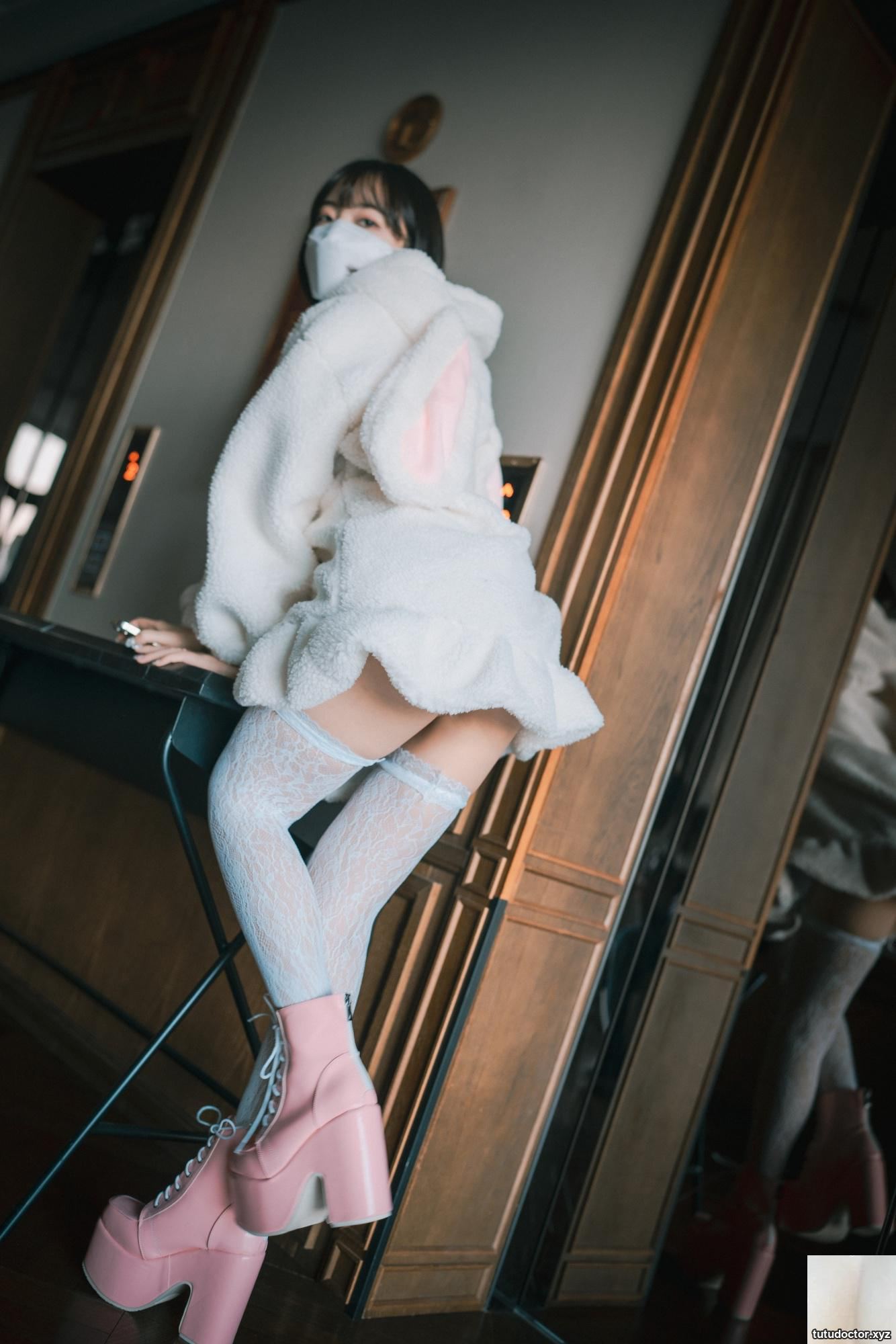 Hanaris Erotic Harness hides a secret body that makes people · photo 24 of 69