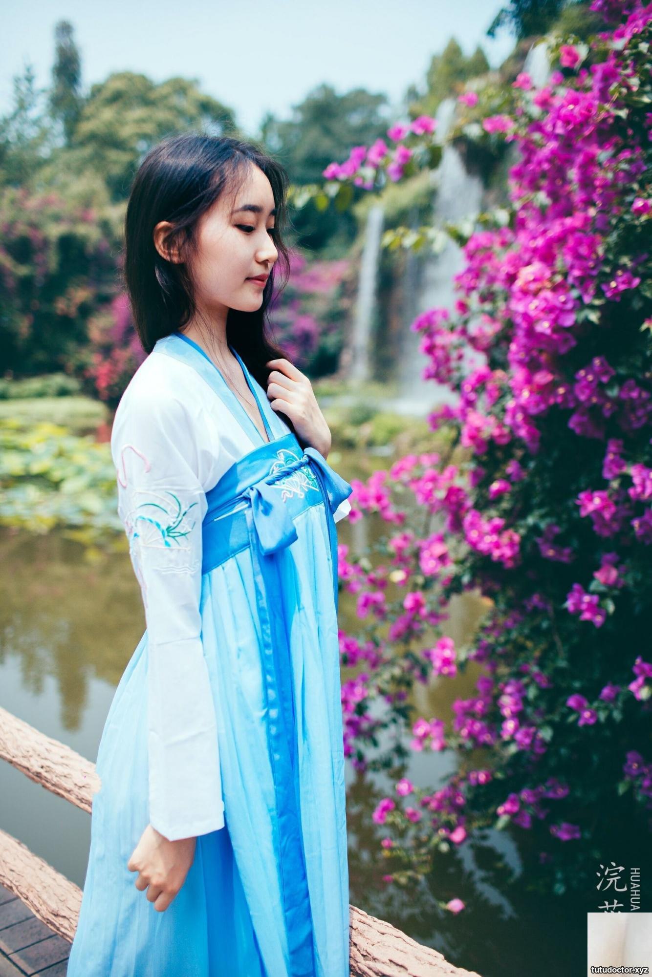Huanhuashe Mao Xinyi · photo 8 of 52