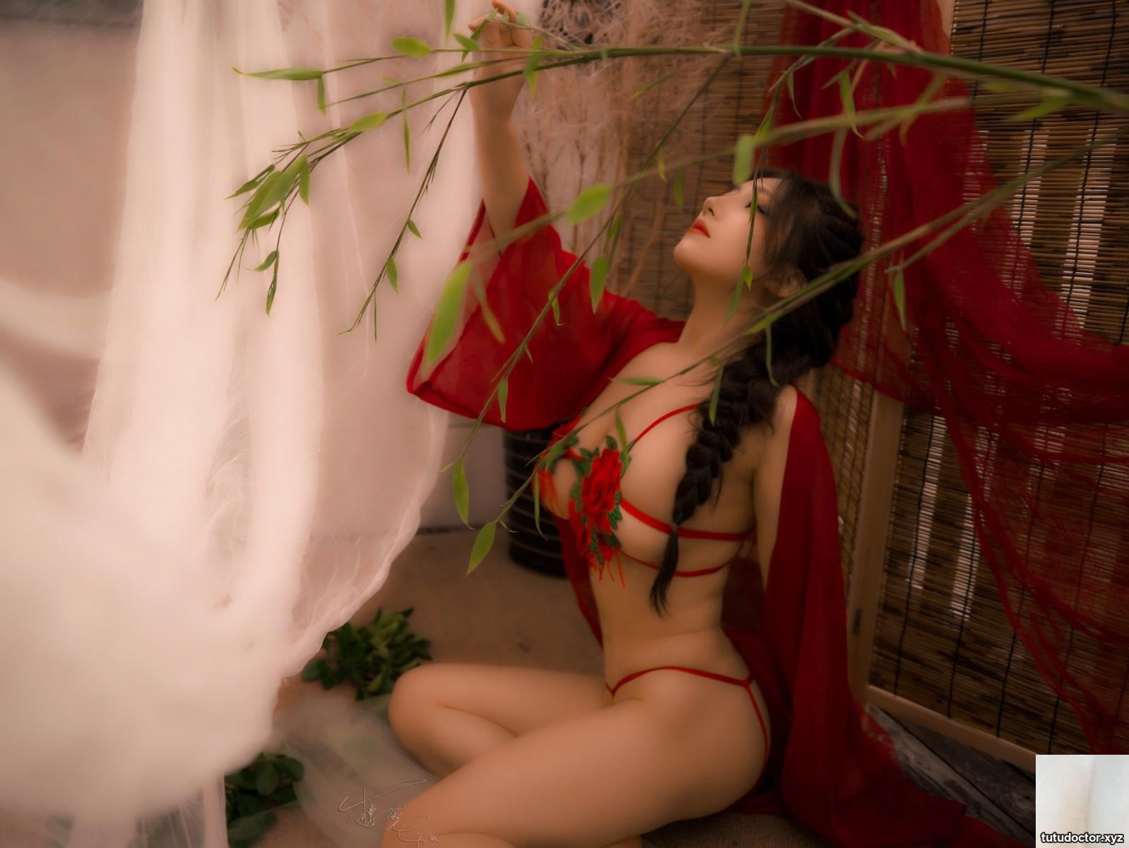 Yingwan gigi Fenghua Rouge (33P)