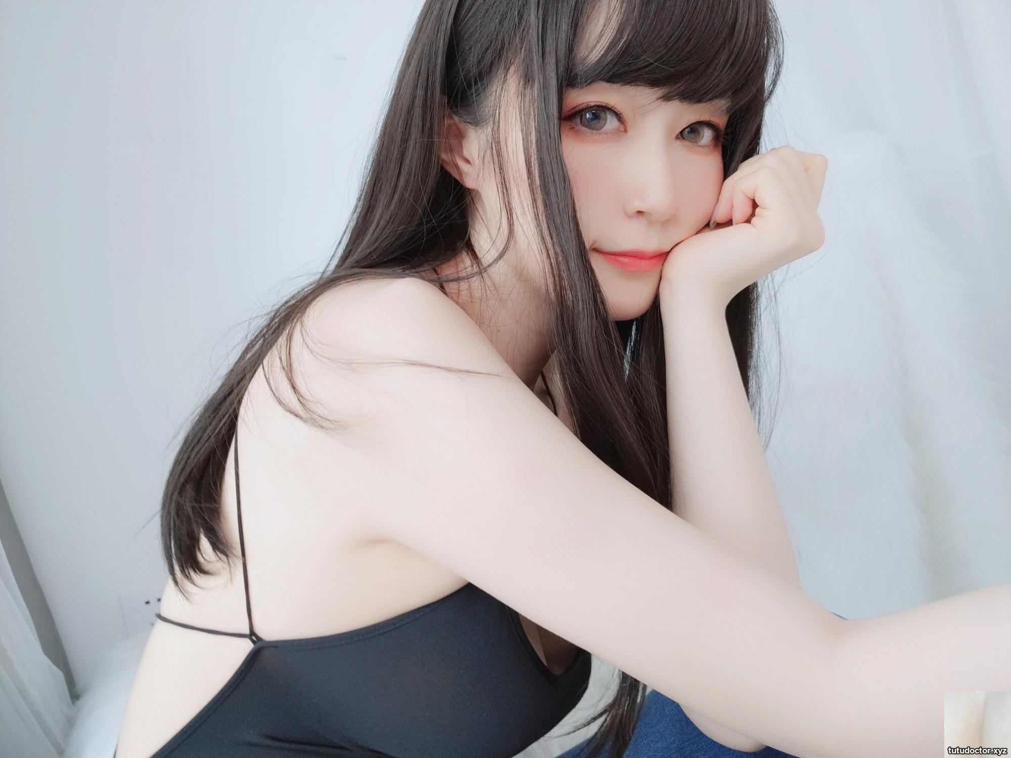 Silver 81 “Backless Top” The back perspective explodes with righteousness (63P)