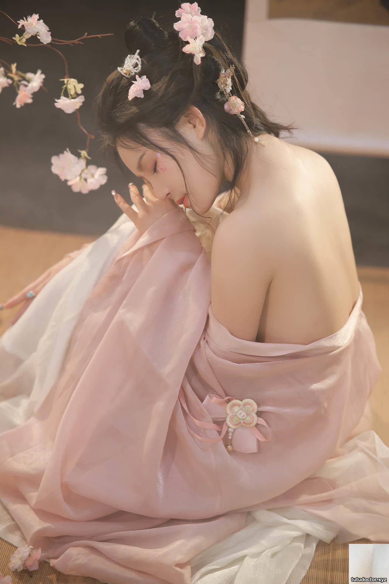Tao Nuanjiang – Colorful Dreams · photo 16 of 59
