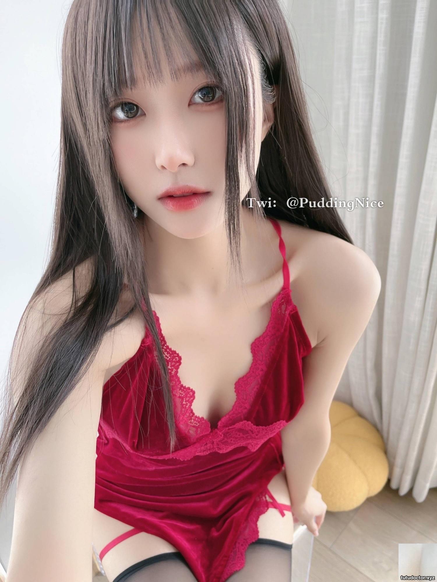 Welfare Girl Pudding Dafa Red Pearl Pants VIP Exclusive · photo 30 of 62