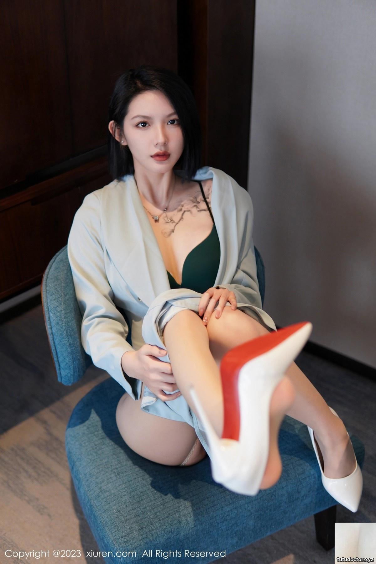 2023.06.09 Vol.6885 Qiao Yiyi complete version anhydrous · photo 43 of 75