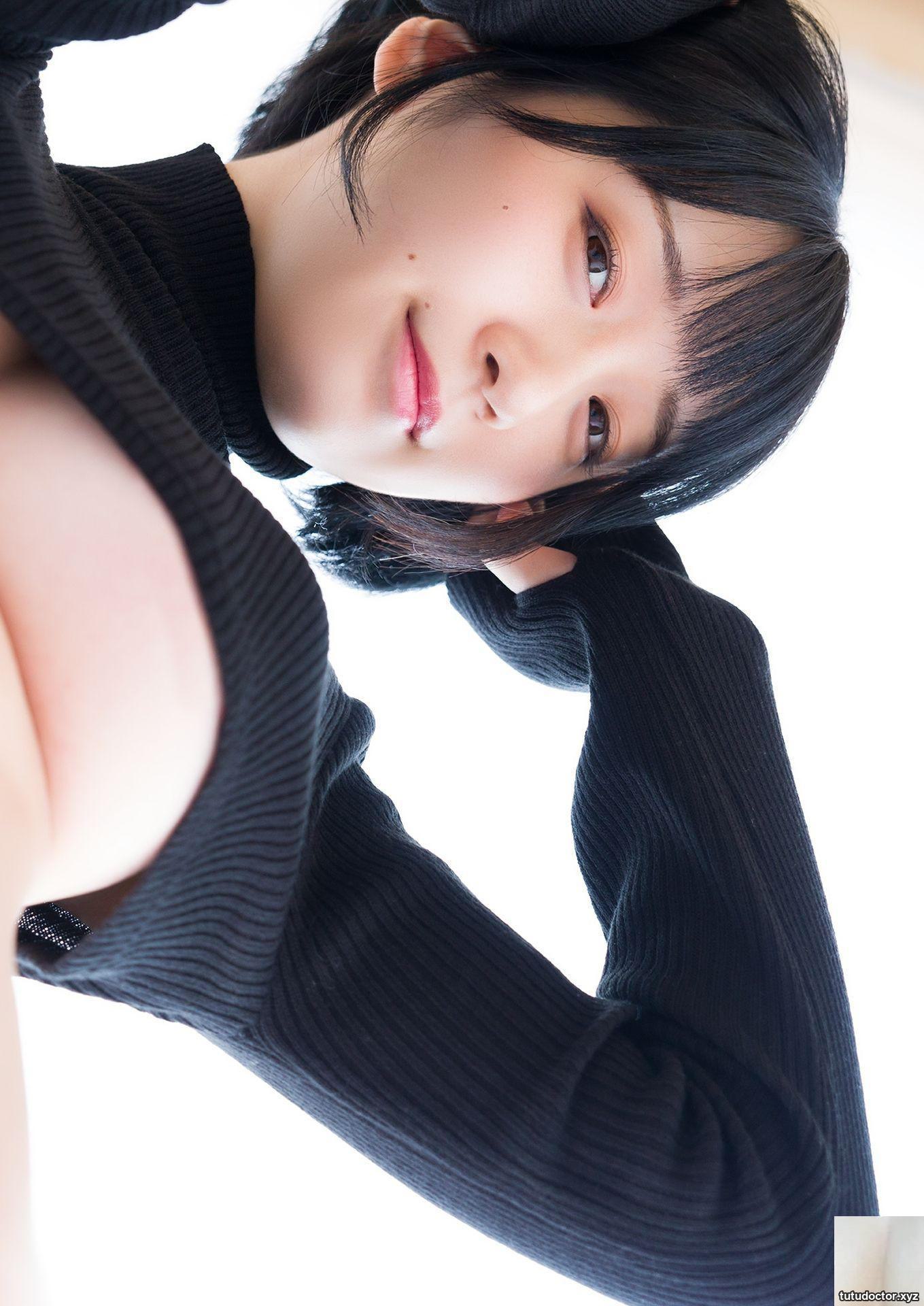 Popular Cosers towering twin peaks are about to come out · photo 8 of 25