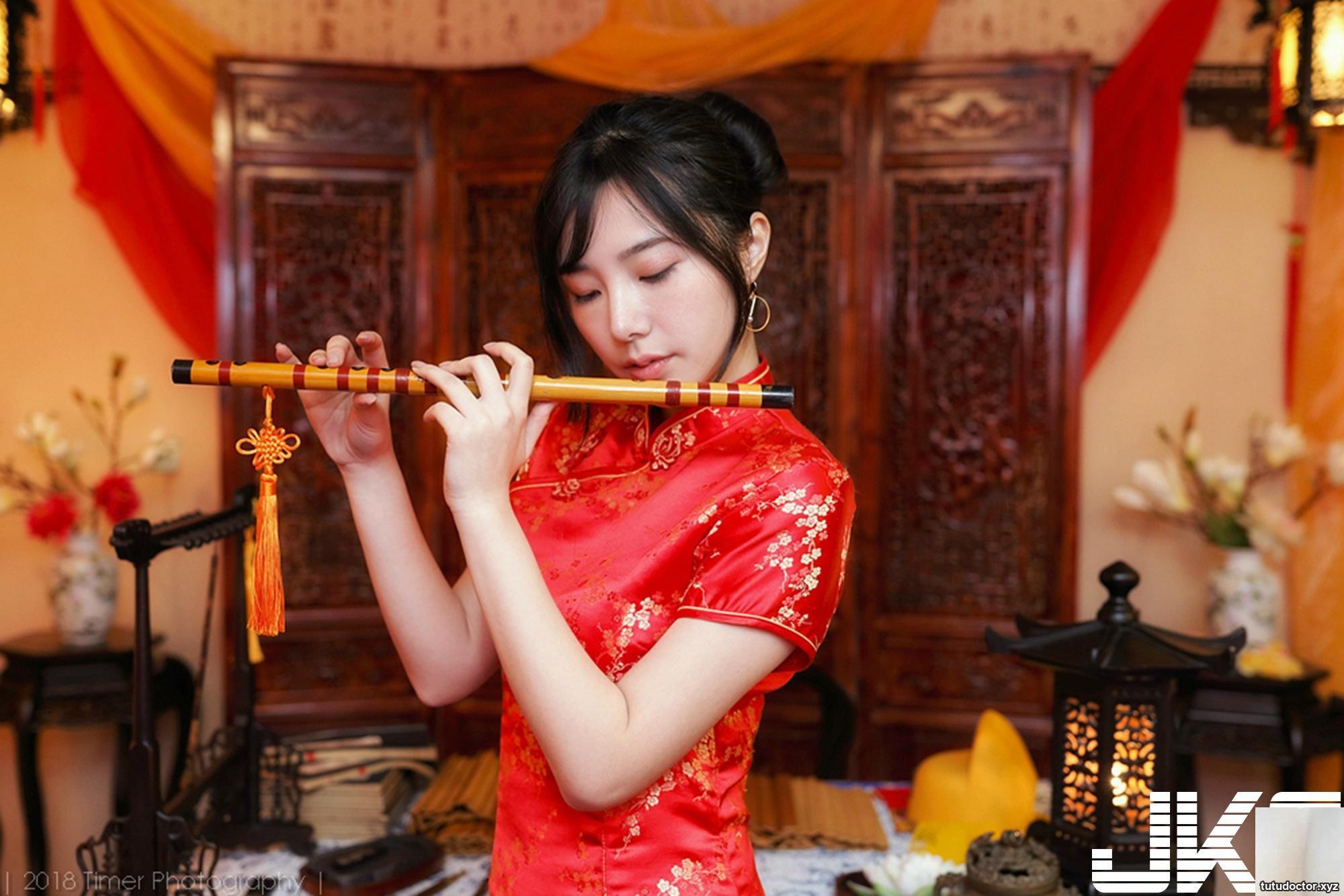 Taiwanese beauty Zora congratulates on the New Year fashion · photo 58 of 72