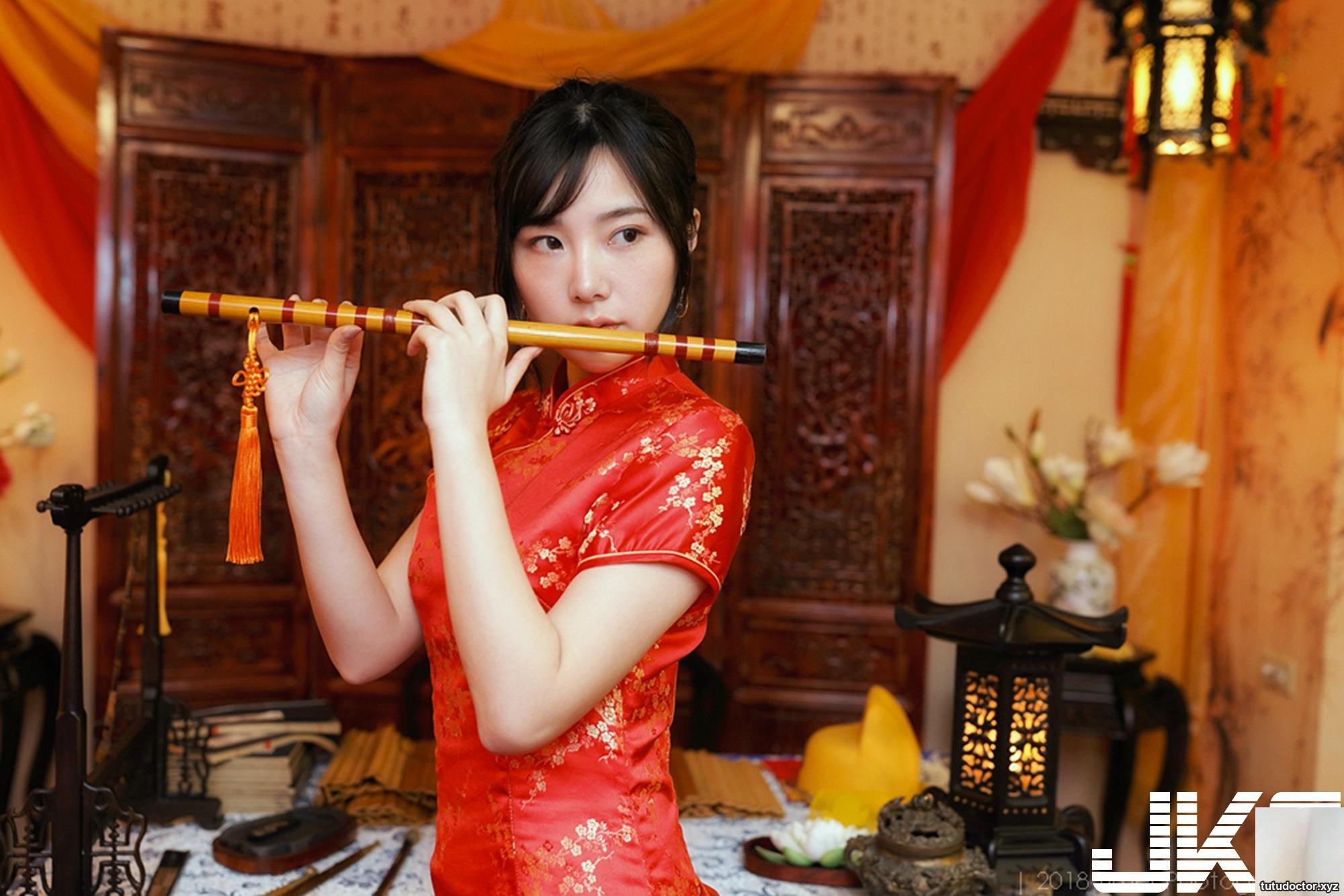 Taiwanese beauty Zora congratulates on the New Year fashion · photo 69 of 72